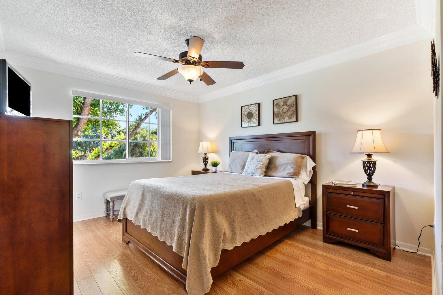 103 Yacht Club #104, Hypoluxo FL 33462