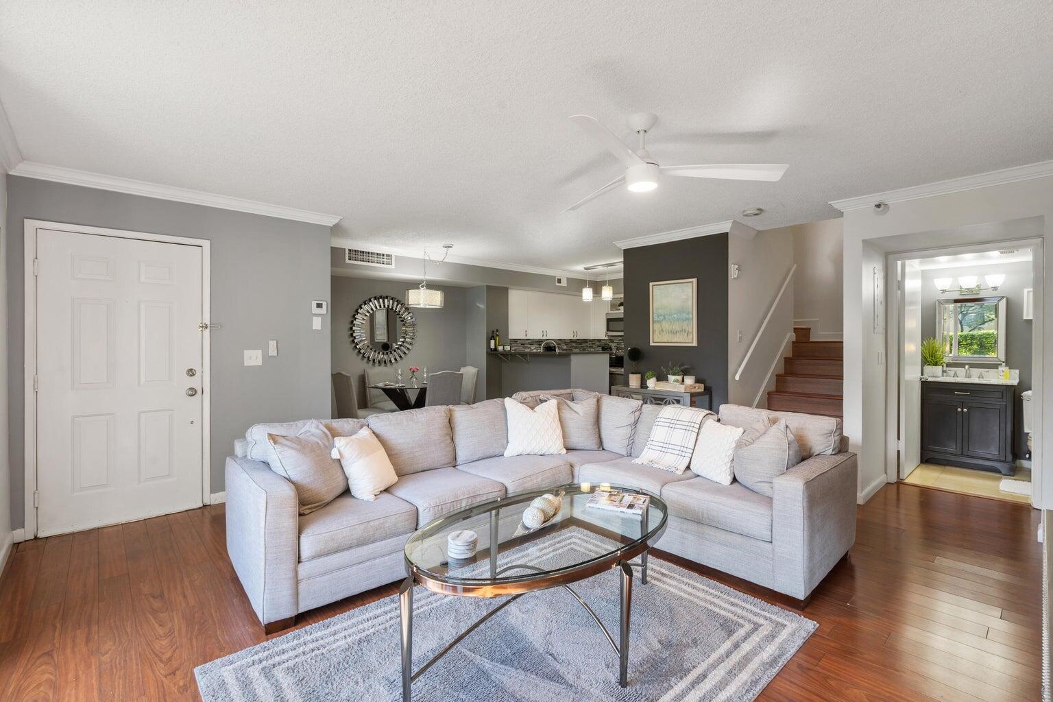 103 Yacht Club #104, Hypoluxo FL 33462