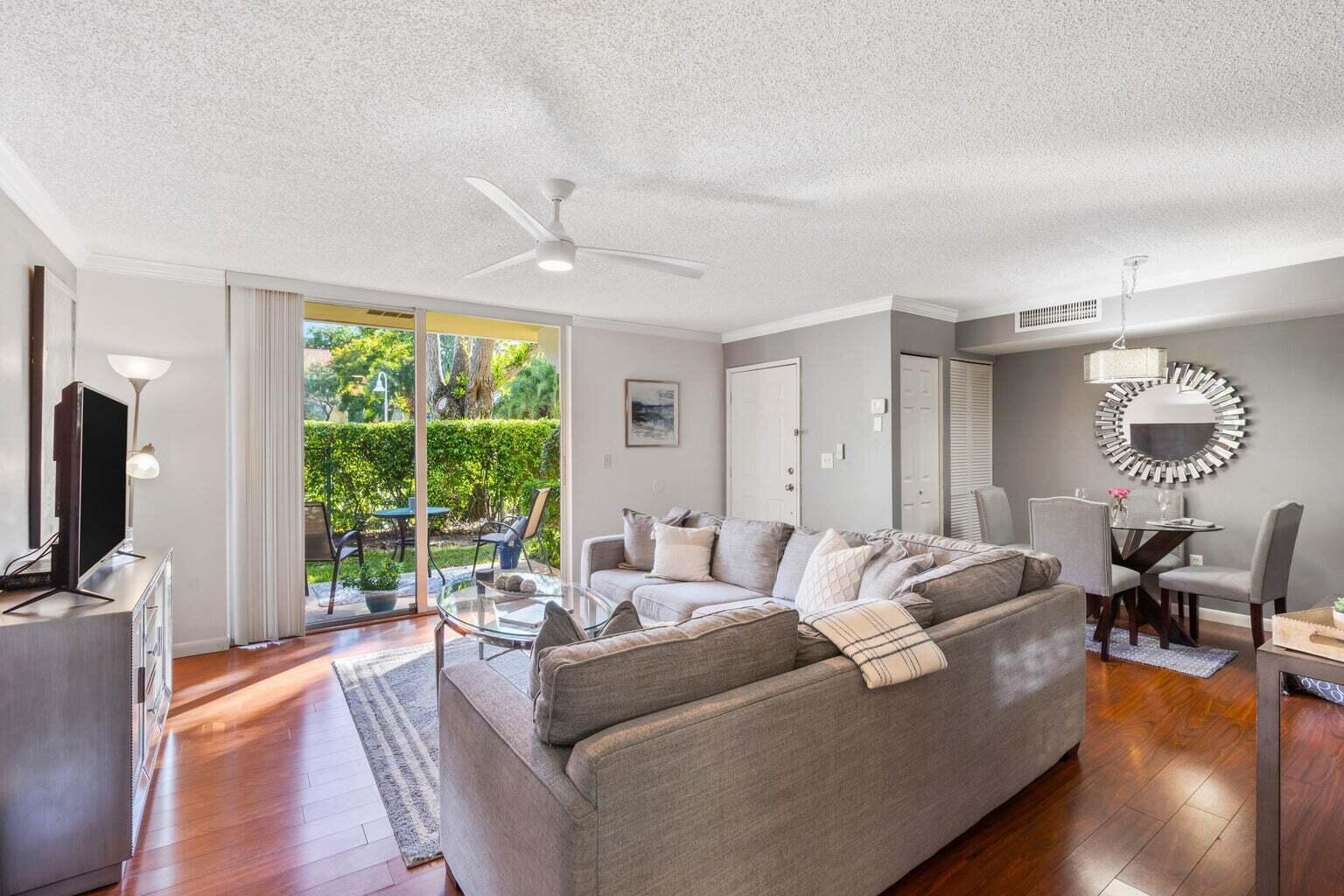 103 Yacht Club #104, Hypoluxo FL 33462