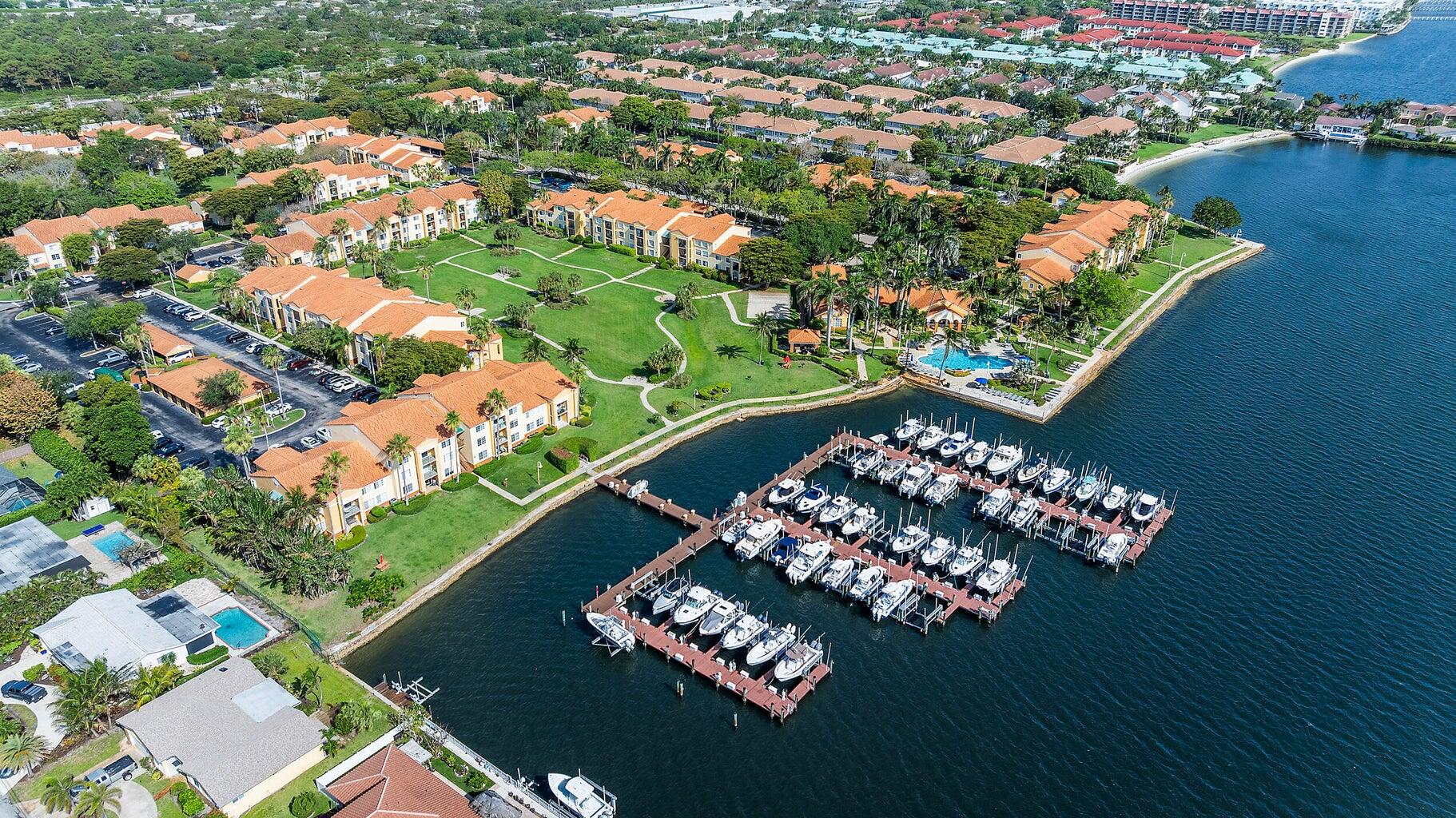 103 Yacht Club #104, Hypoluxo FL 33462