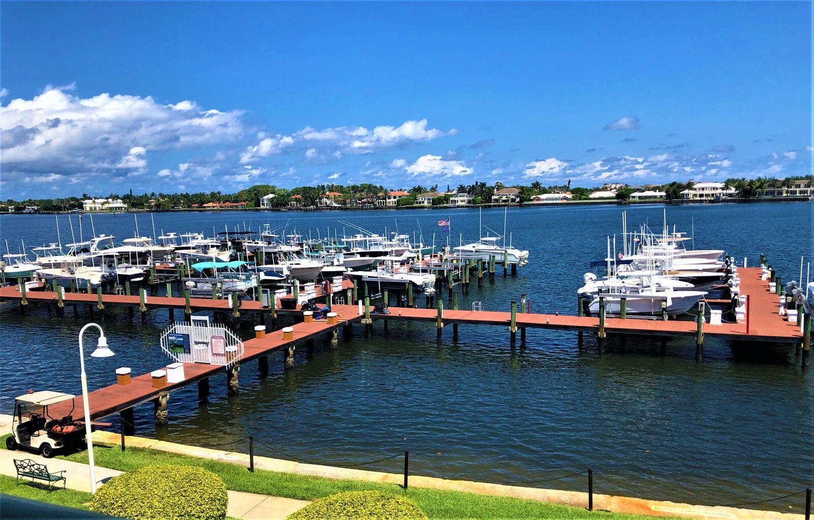 103 Yacht Club #104, Hypoluxo FL 33462