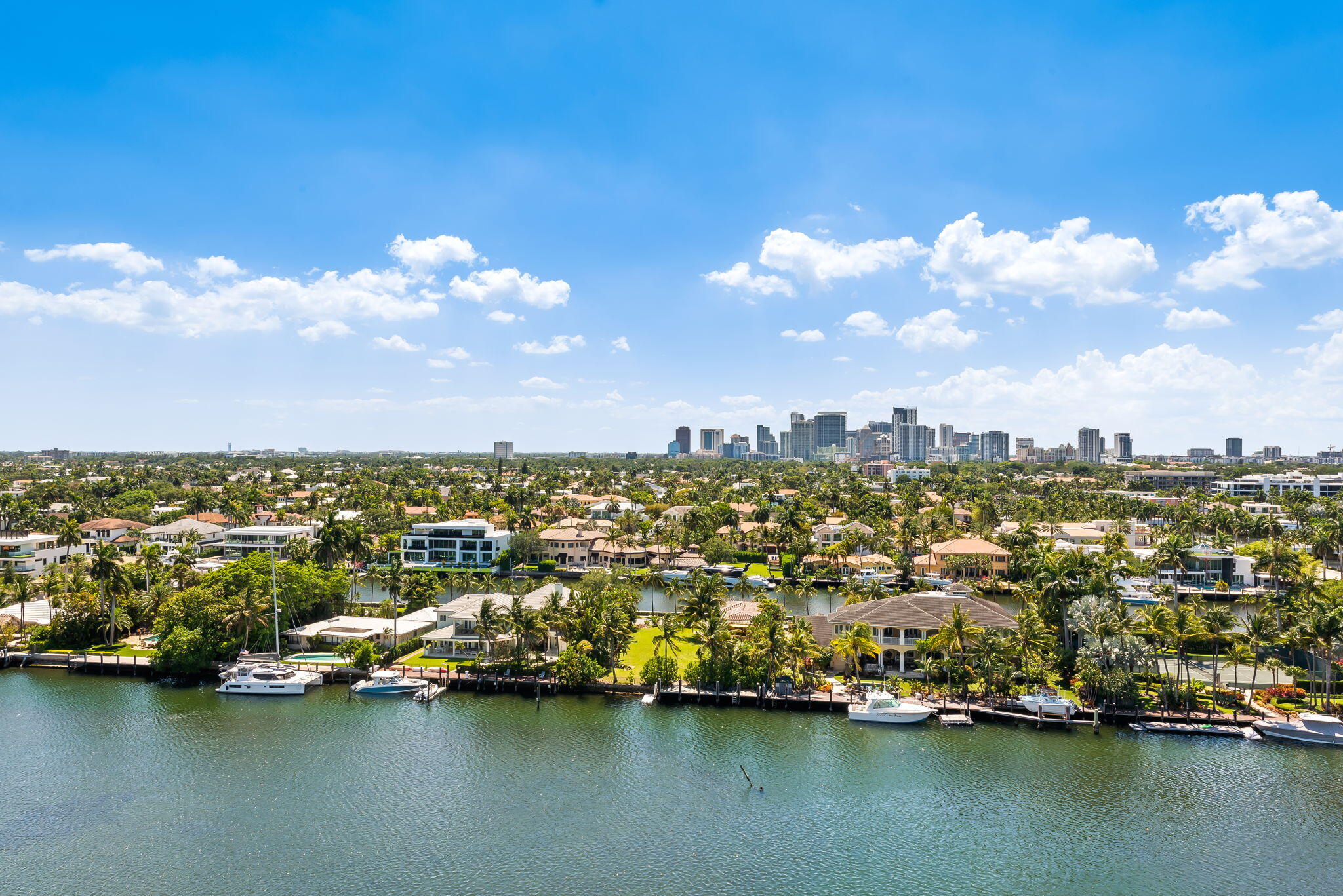 333 SUNSET #1008, Fort Lauderdale FL 33301