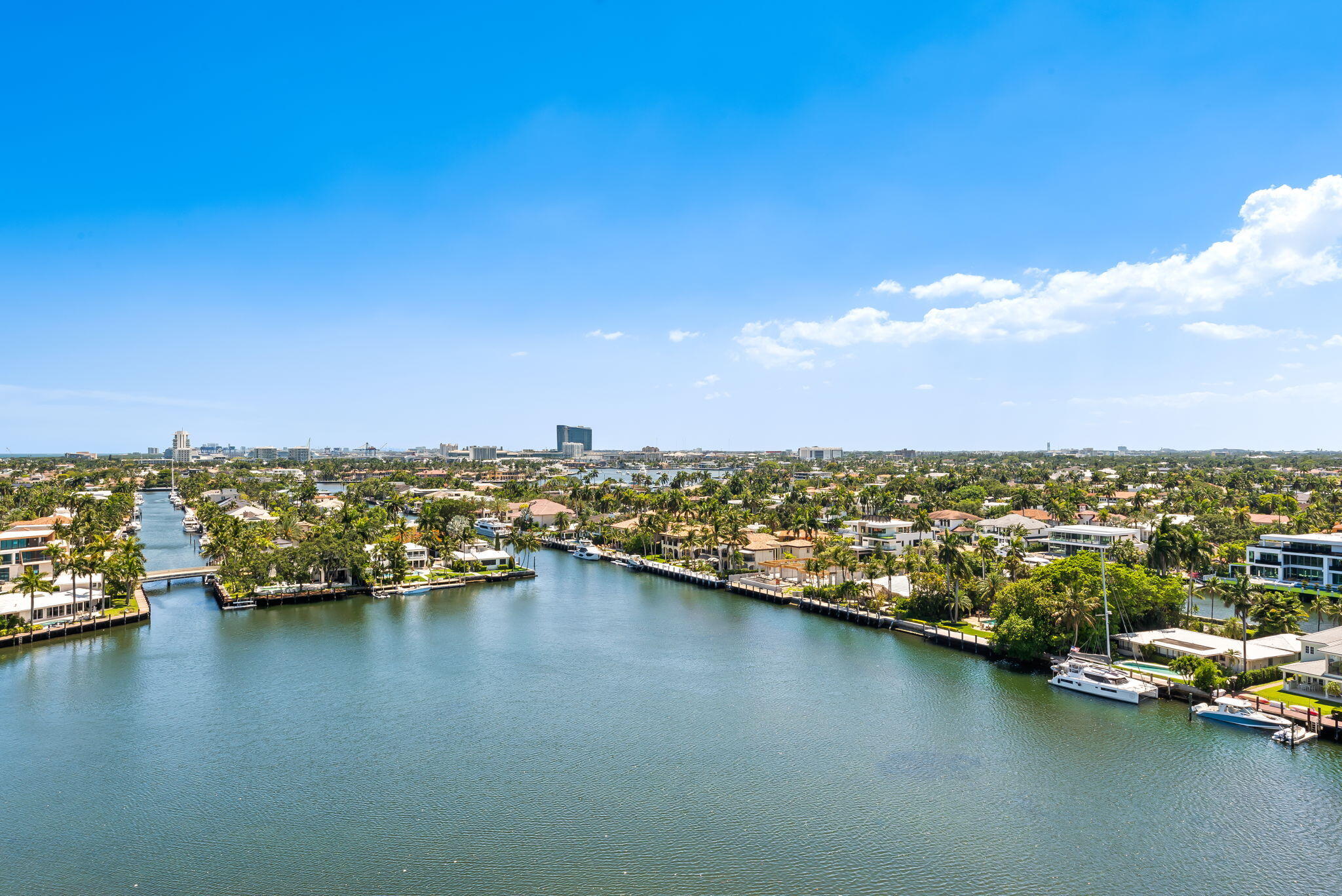 333 SUNSET #1008, Fort Lauderdale FL 33301