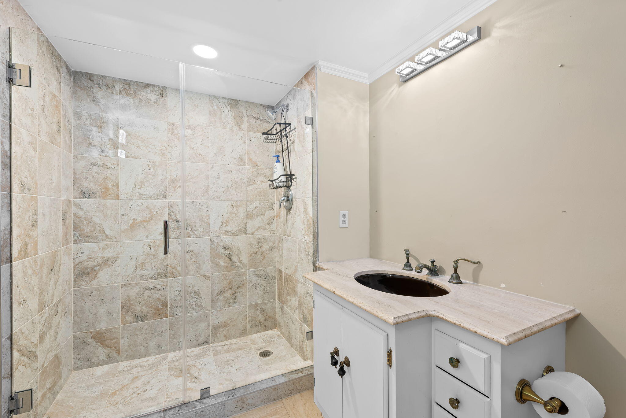 333 SUNSET #1008, Fort Lauderdale FL 33301