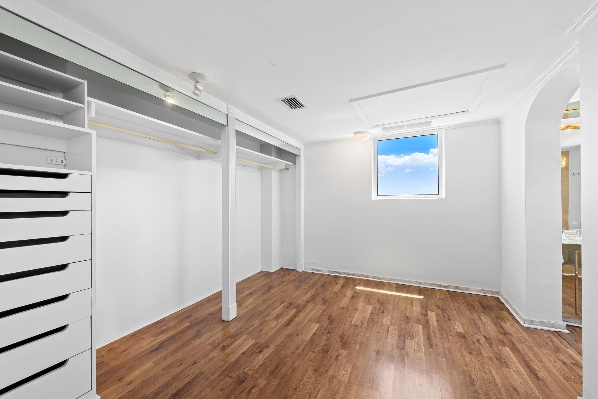 333 SUNSET #1008, Fort Lauderdale FL 33301