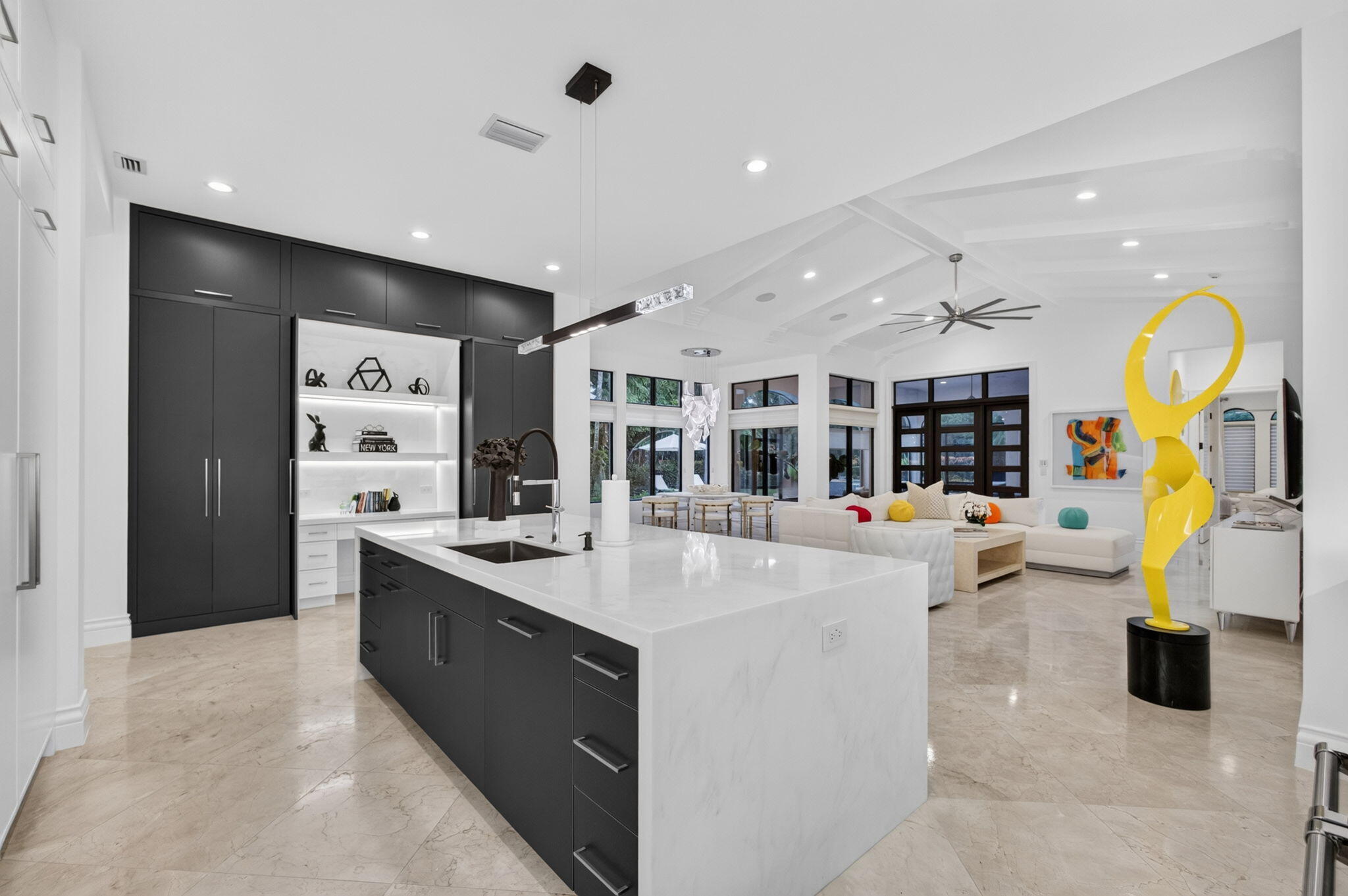 213 Via Palacio, Palm Beach Gardens FL 33418