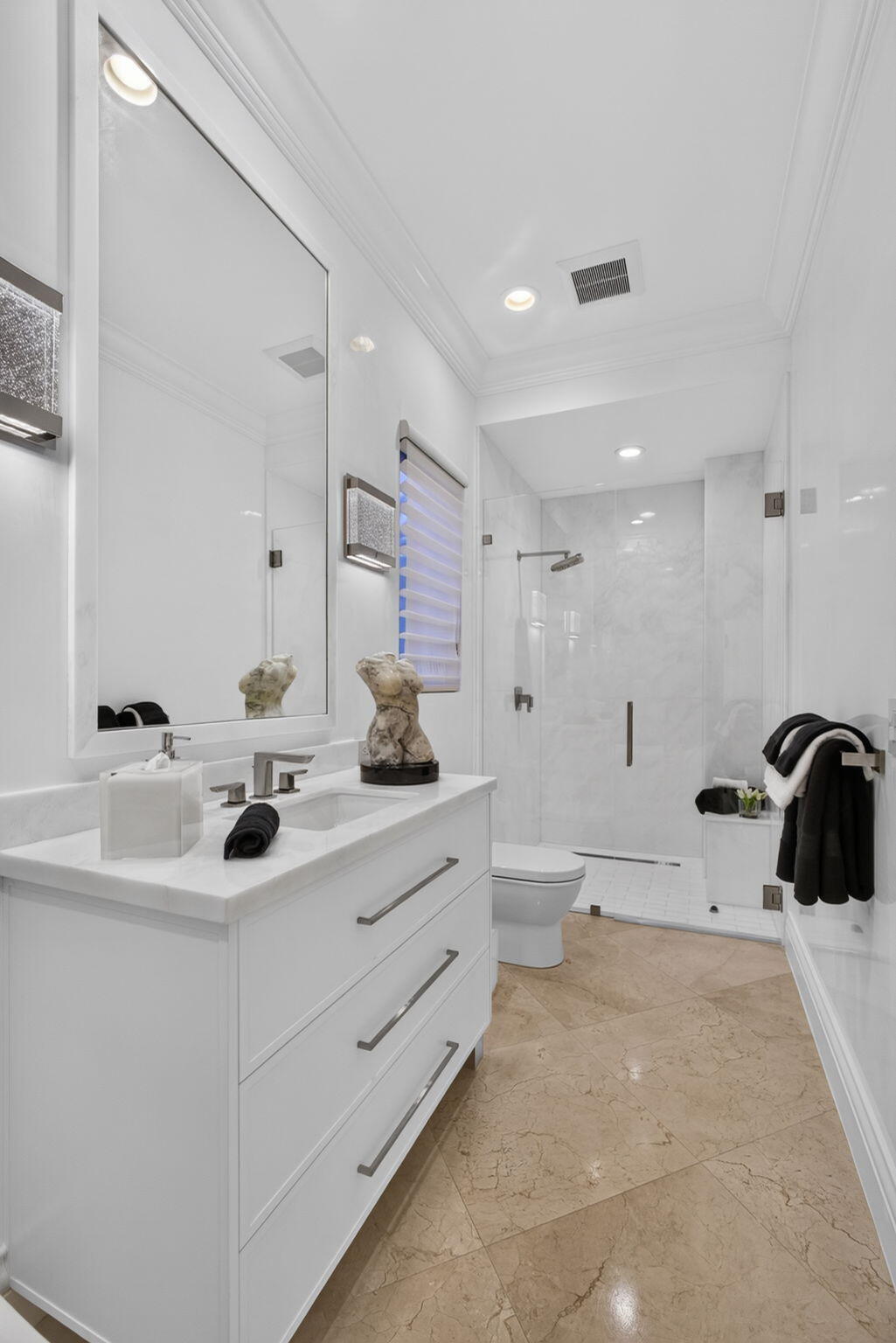 213 Via Palacio, Palm Beach Gardens FL 33418