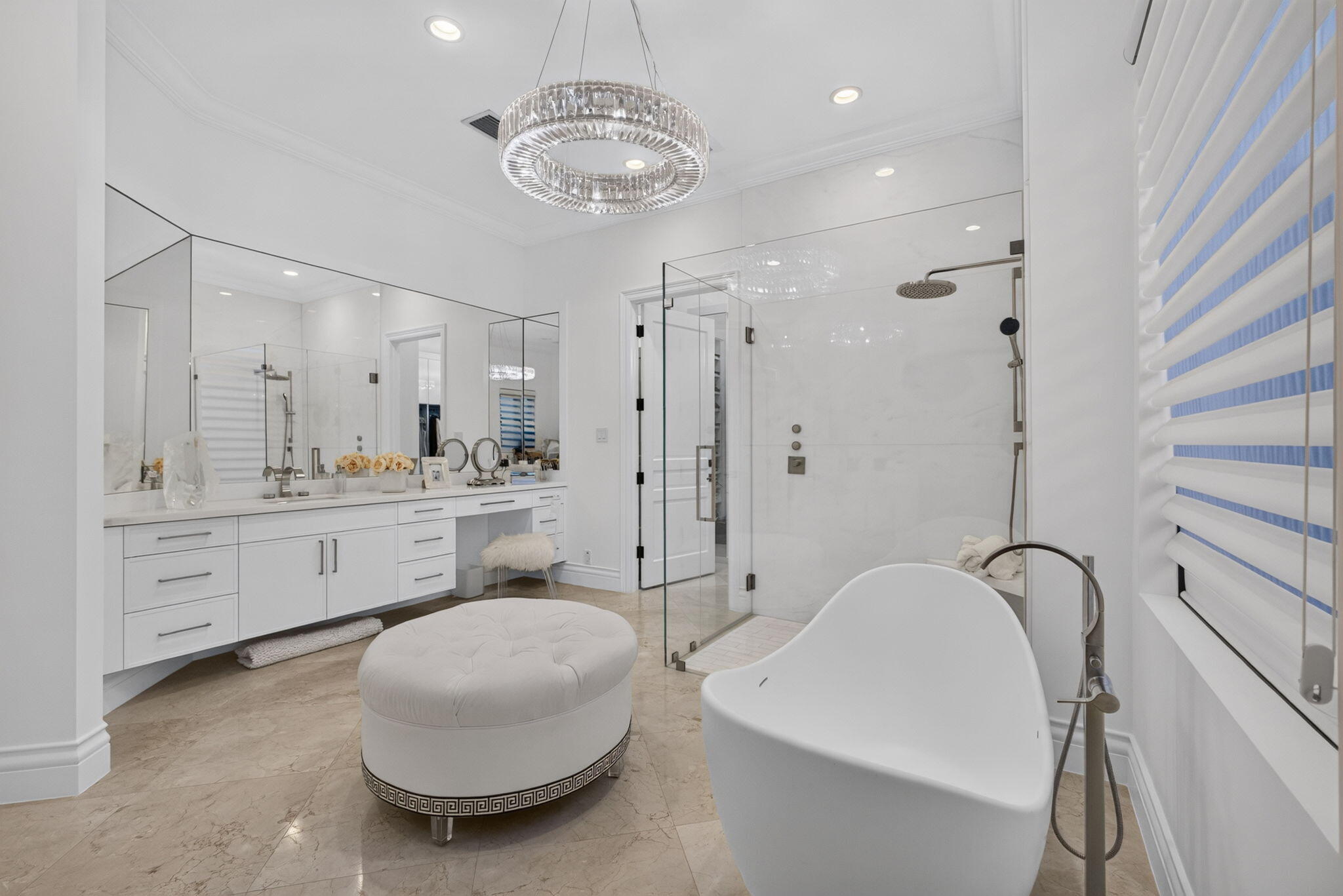 213 Via Palacio, Palm Beach Gardens FL 33418