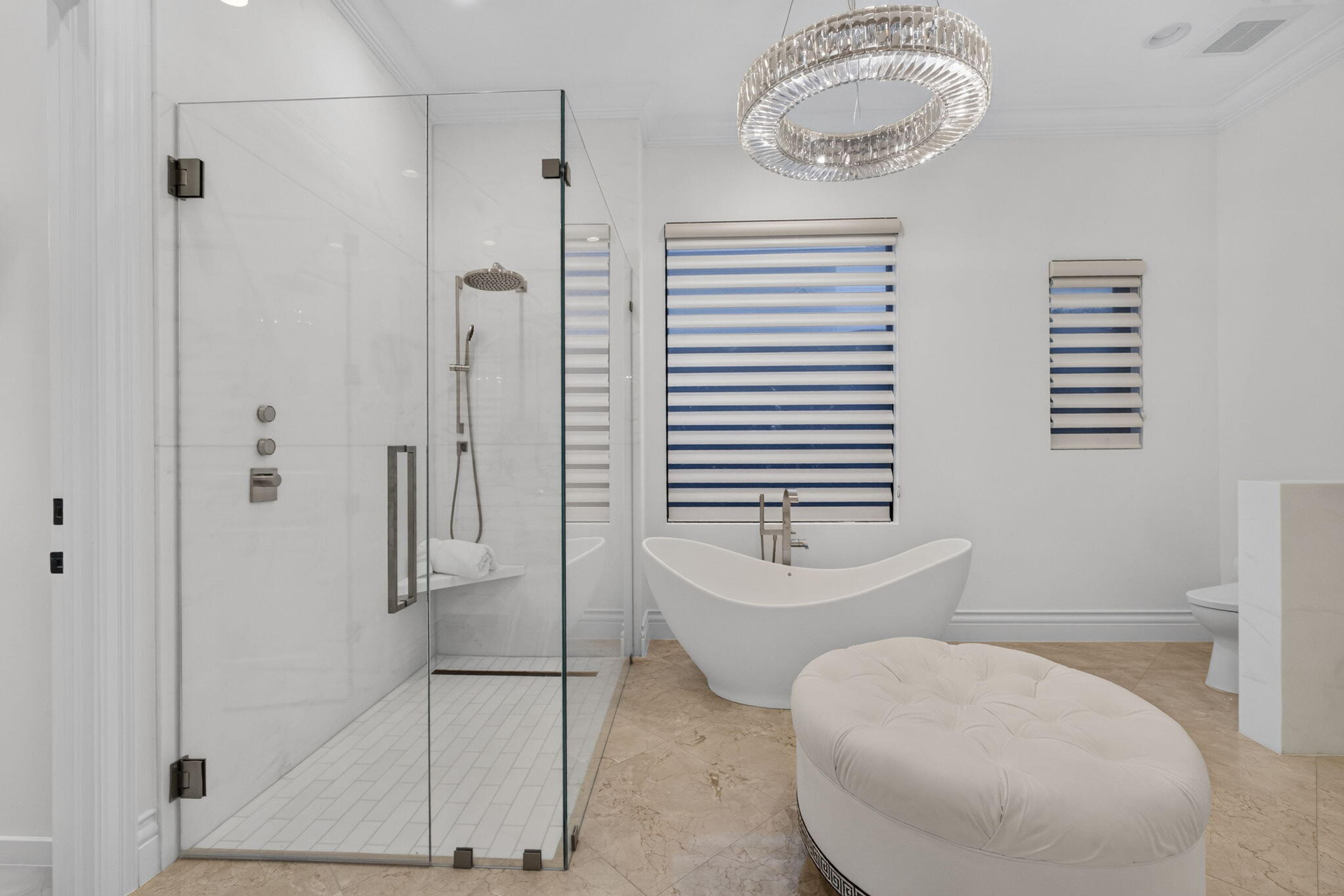 213 Via Palacio, Palm Beach Gardens FL 33418