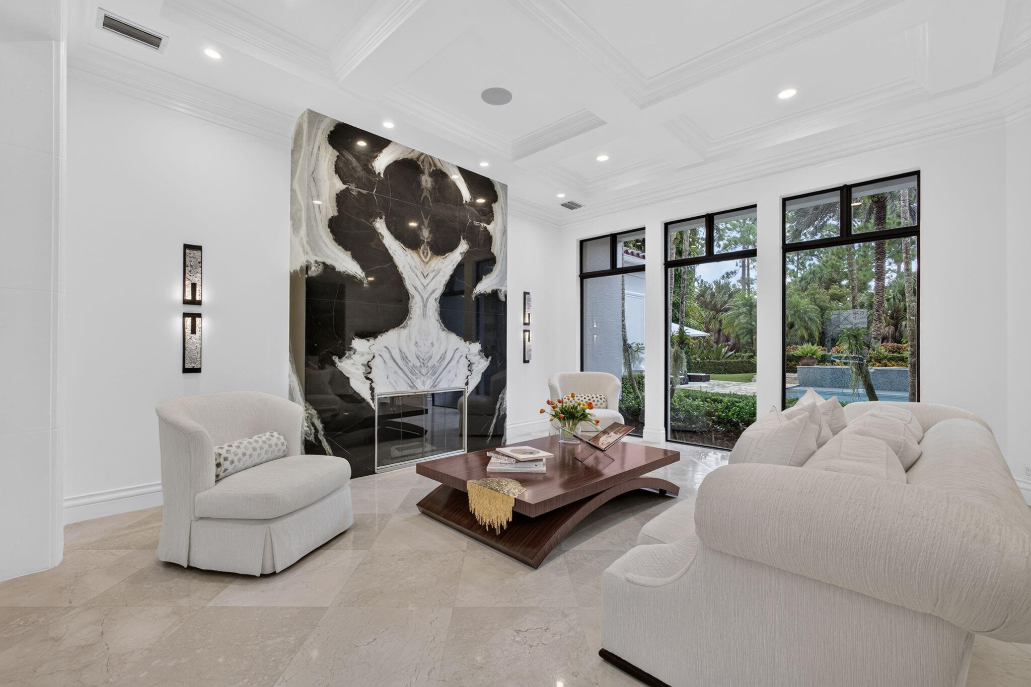 213 Via Palacio, Palm Beach Gardens FL 33418