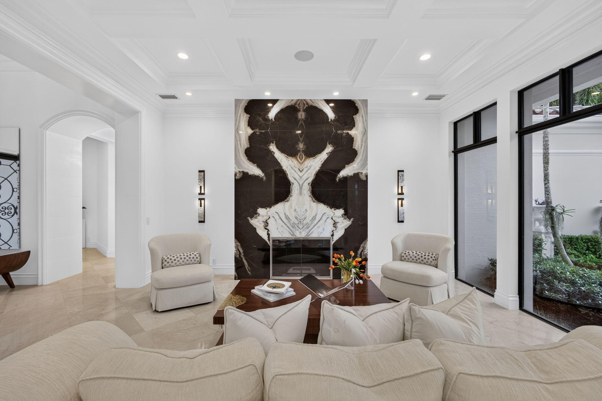 213 Via Palacio, Palm Beach Gardens FL 33418
