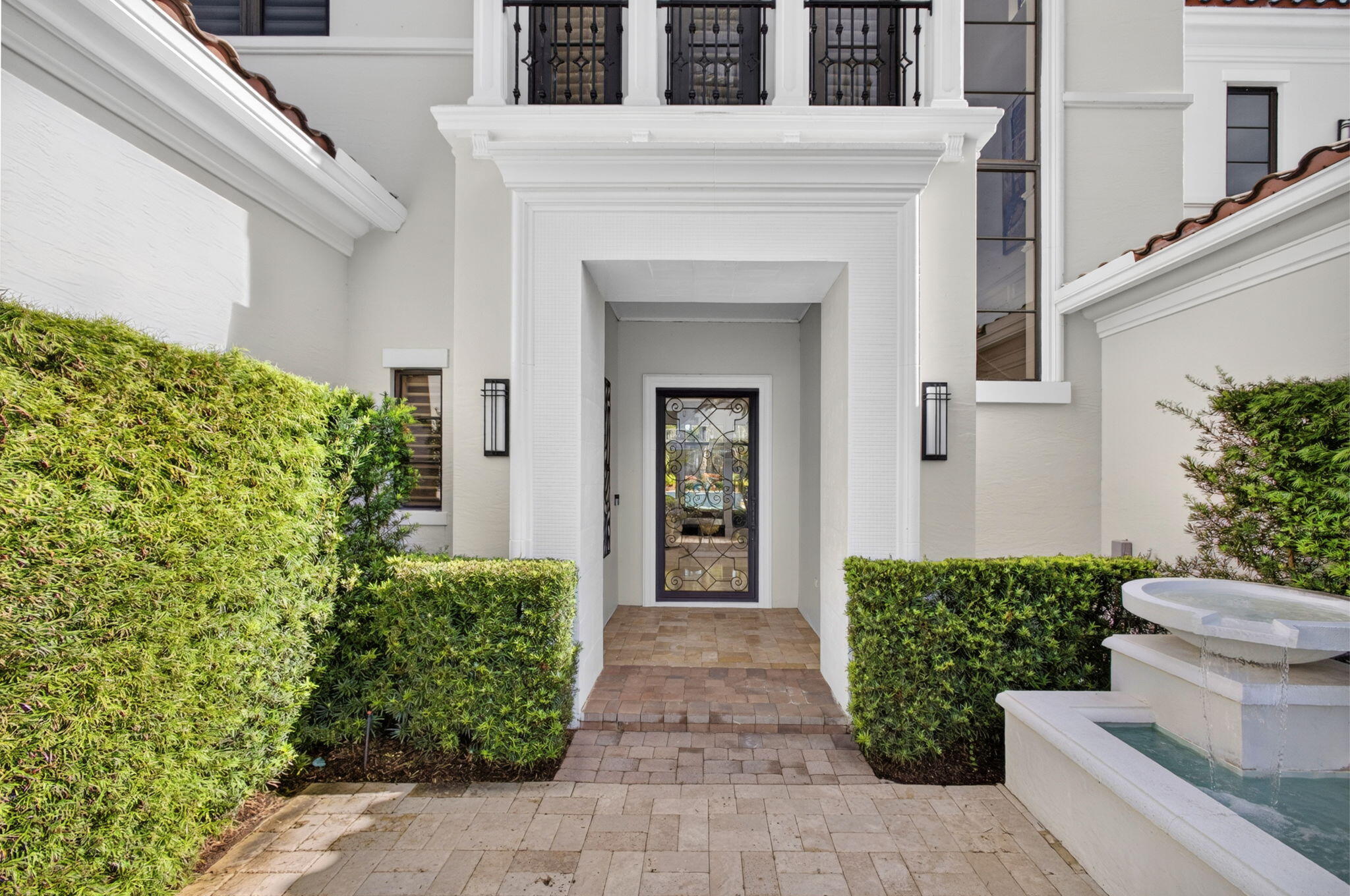 213 Via Palacio, Palm Beach Gardens FL 33418
