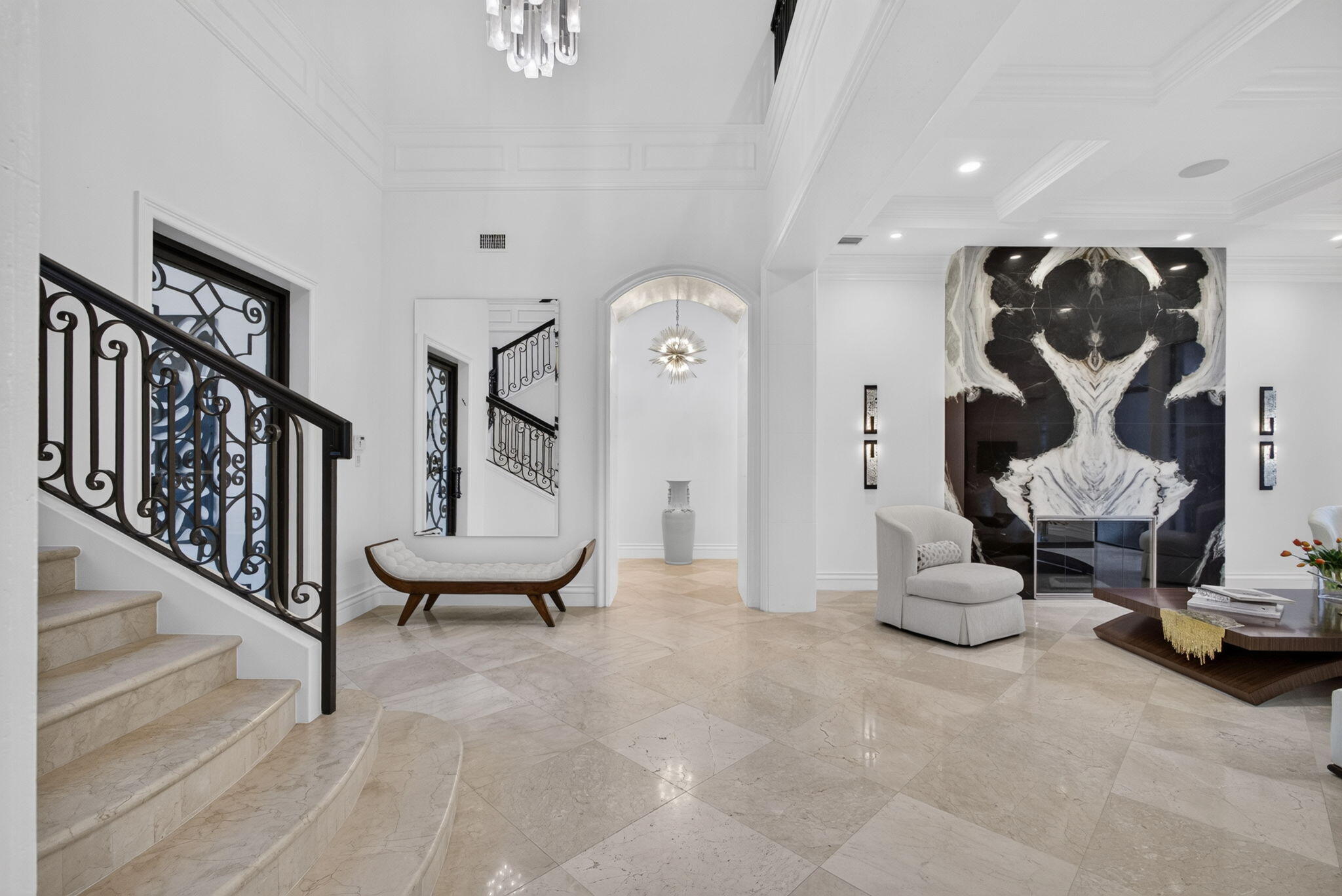 213 Via Palacio, Palm Beach Gardens FL 33418