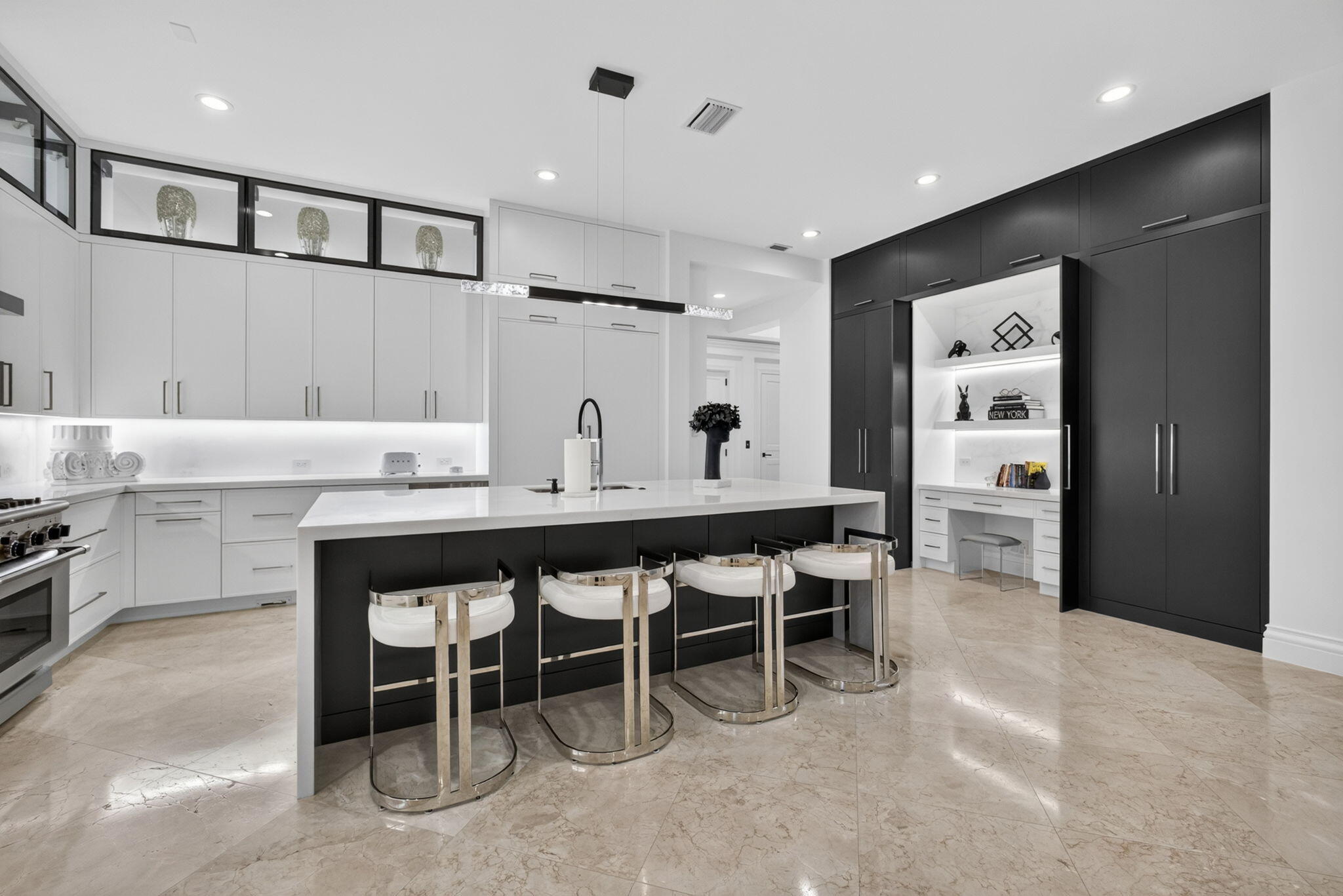 213 Via Palacio, Palm Beach Gardens FL 33418