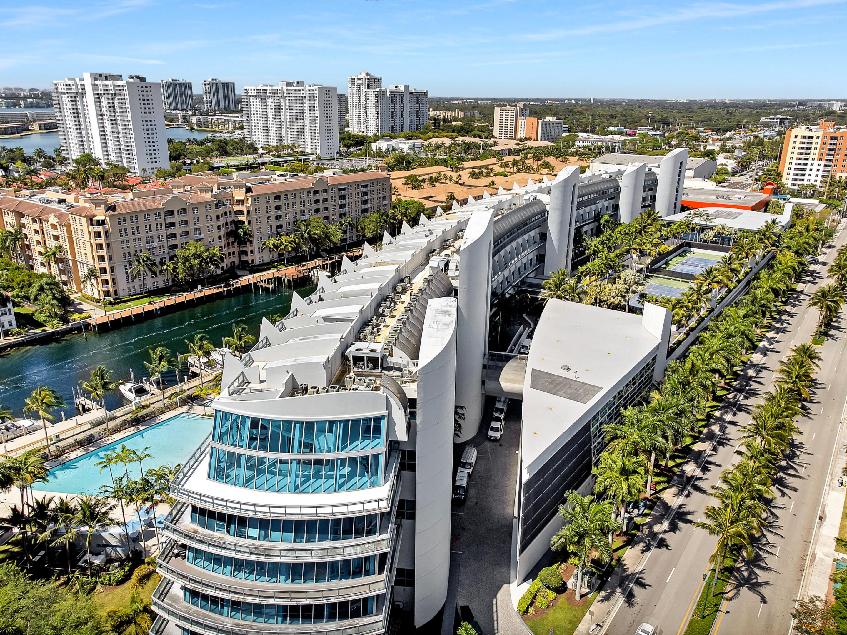 2950 NE 188th #122, Aventura FL 33180