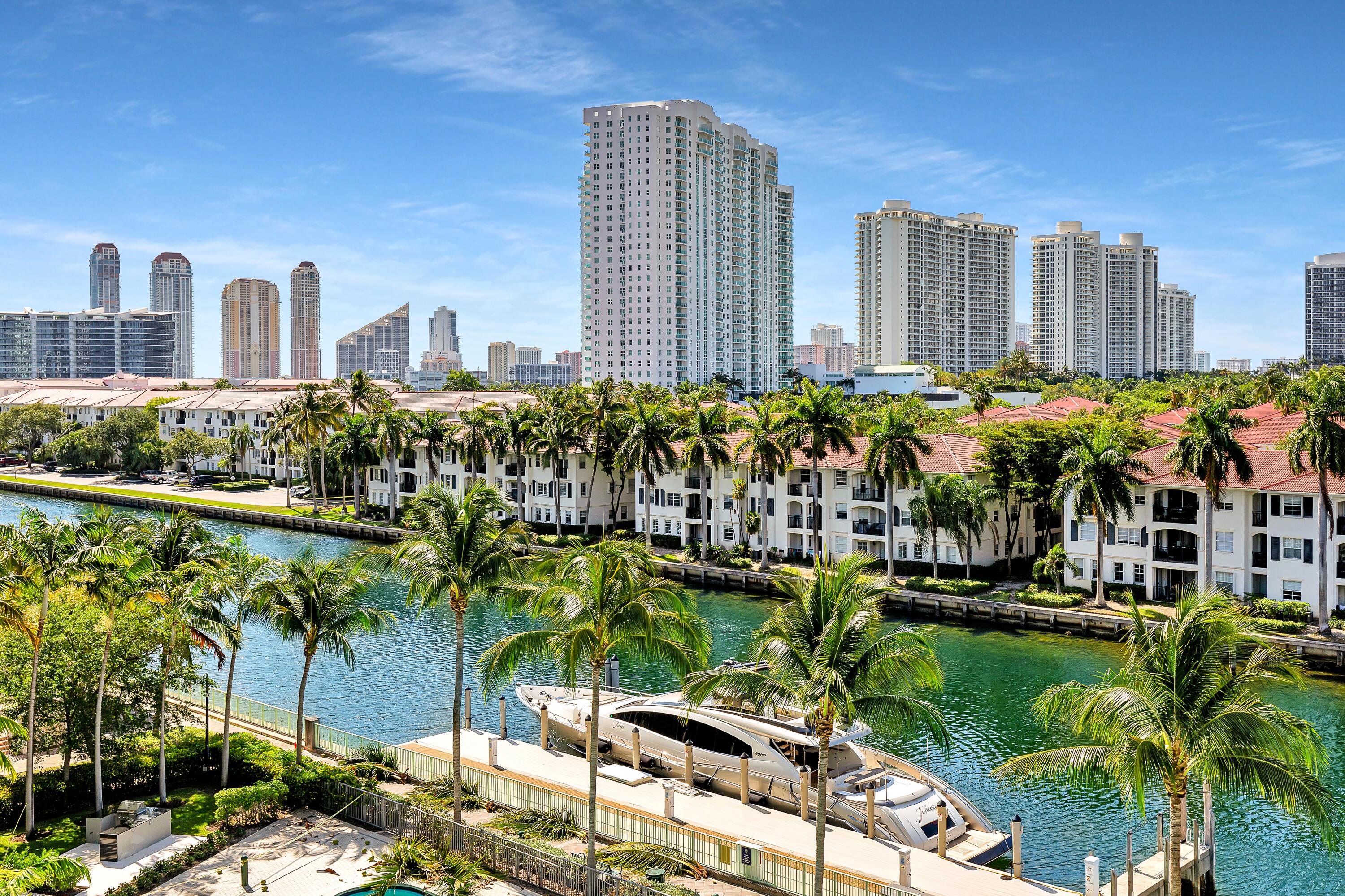 2950 NE 188th #122, Aventura FL 33180