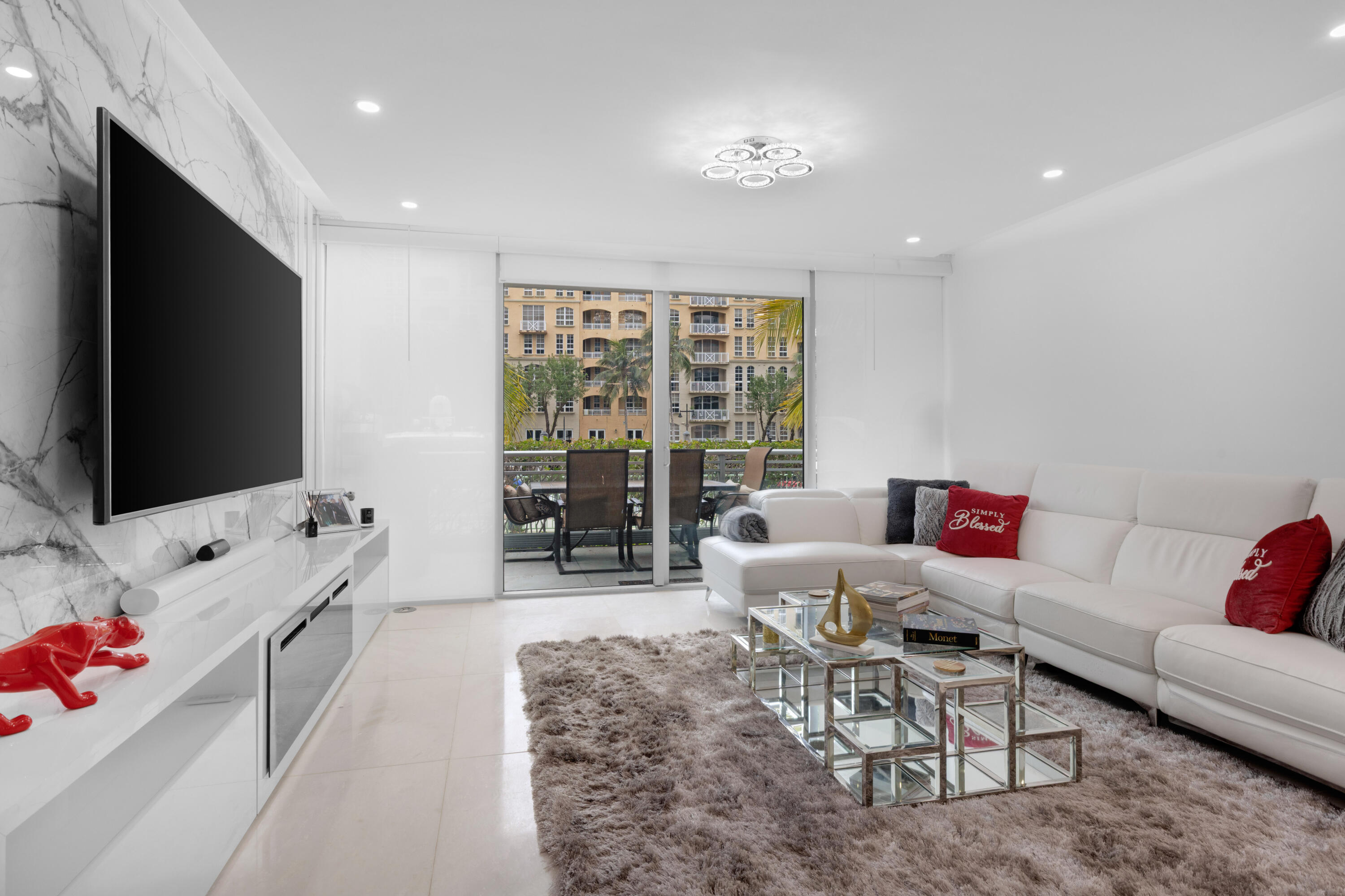 2950 NE 188th #122, Aventura FL 33180