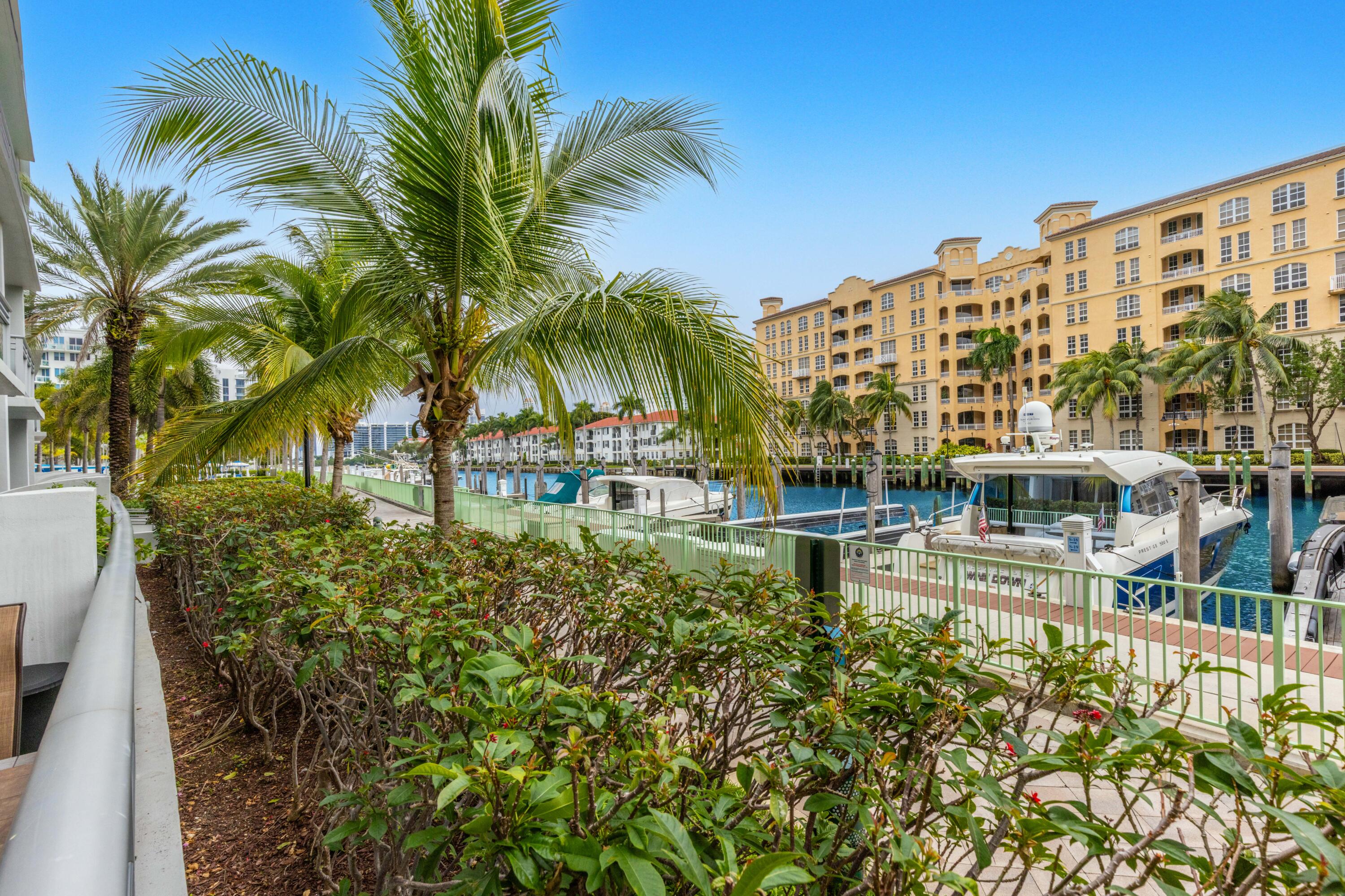 2950 NE 188th #122, Aventura FL 33180