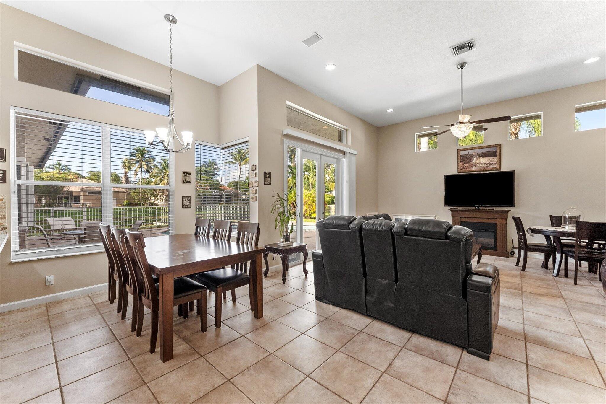 11987 NW 9TH, Coral Springs FL 33071