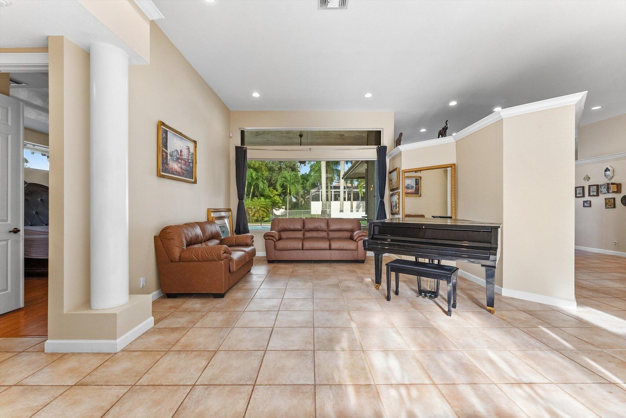 11987 NW 9TH, Coral Springs FL 33071