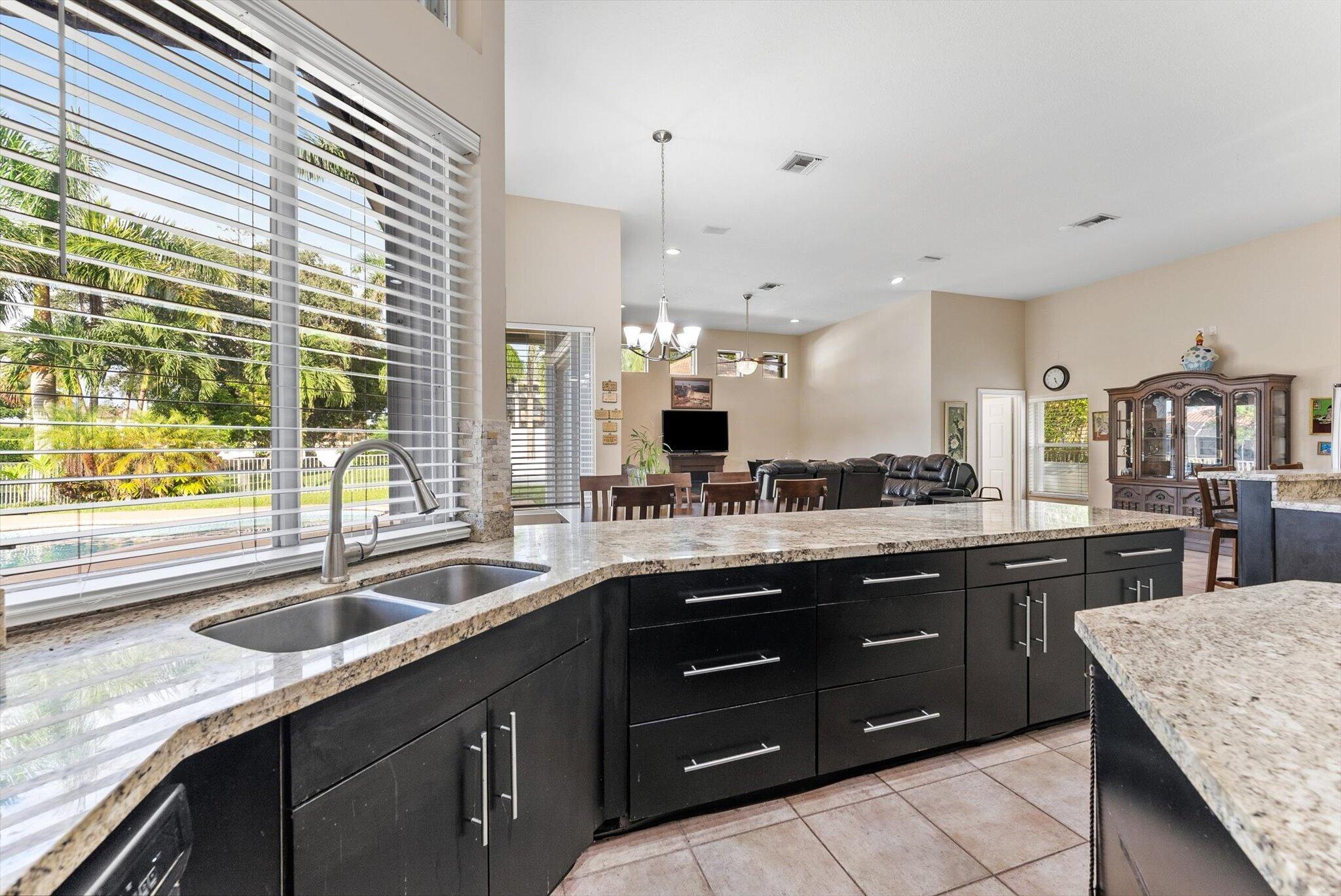 11987 NW 9TH, Coral Springs FL 33071
