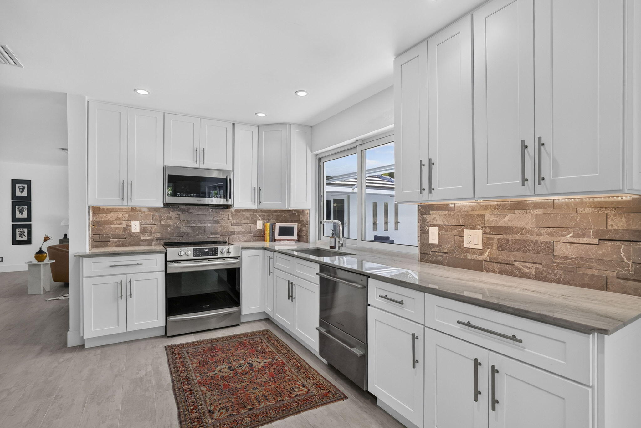2920 NE 52ND, Fort Lauderdale FL 33308