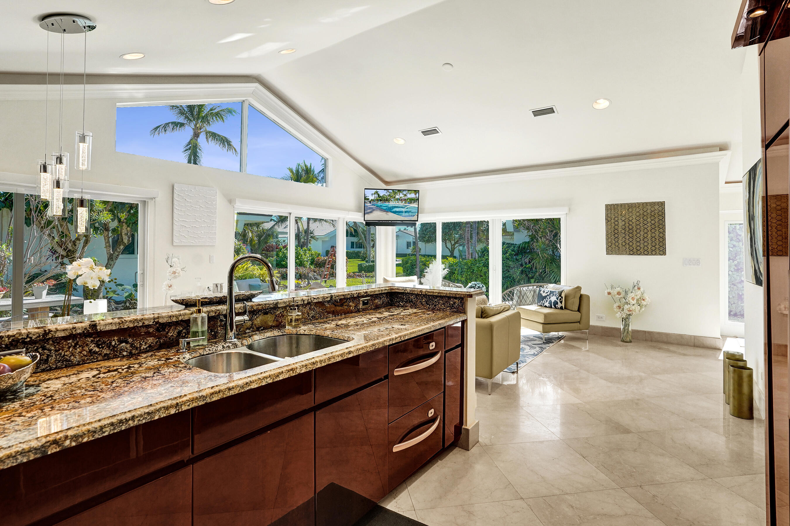 1212 Hillsboro Mile #Villa 14, Hillsboro Beach FL 33062