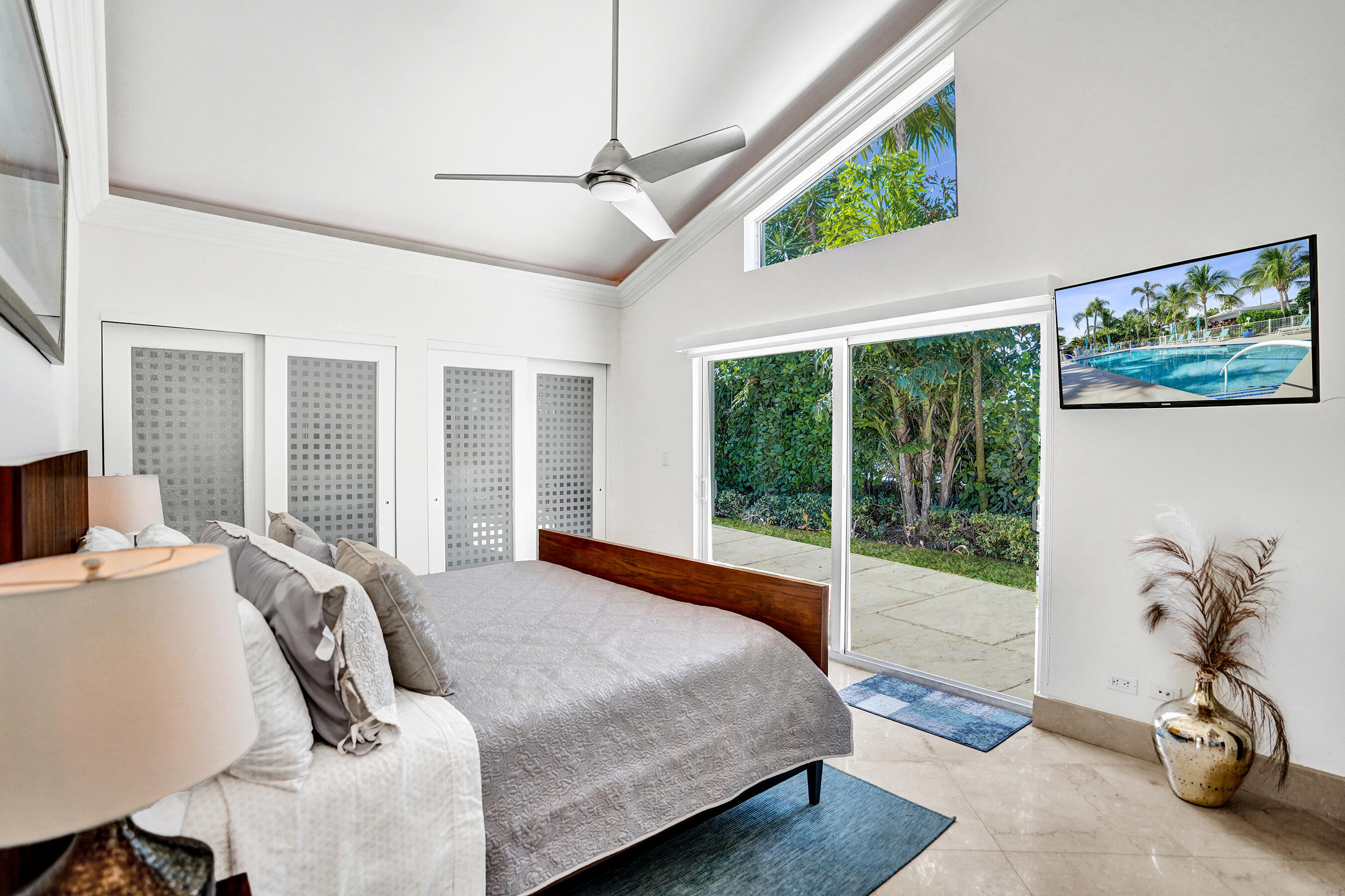 1212 Hillsboro Mile #Villa 14, Hillsboro Beach FL 33062