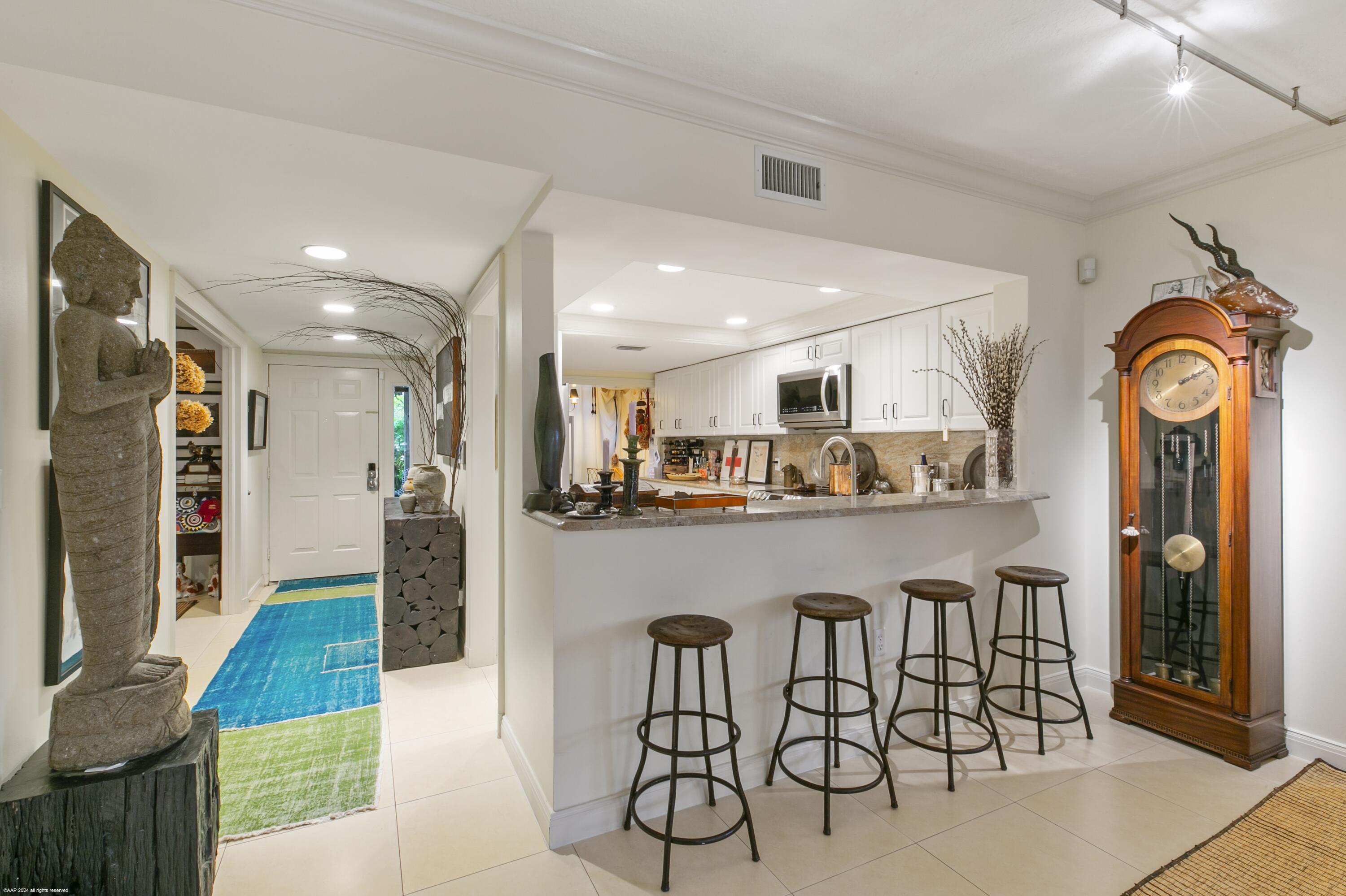 2735 Polo Island #K103, Wellington FL 33414
