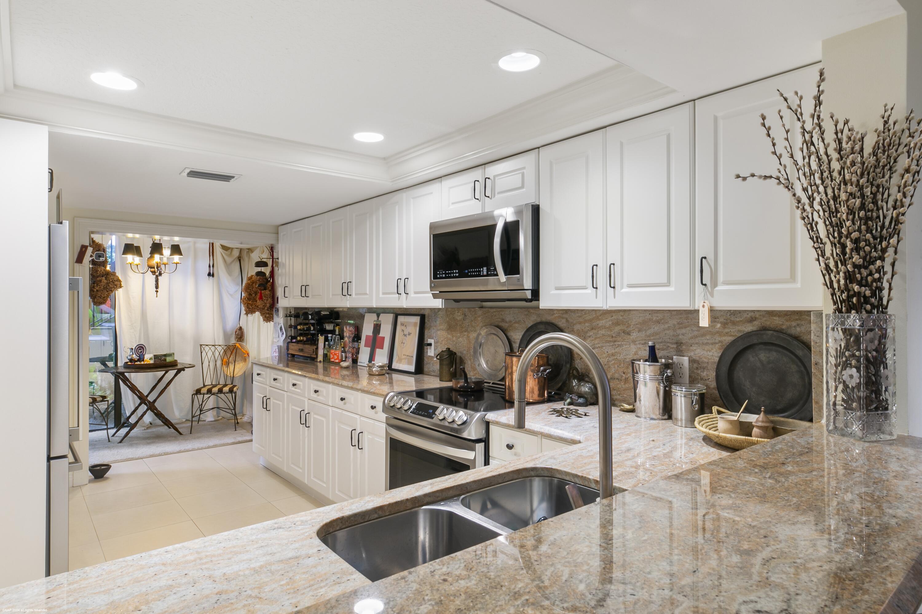 2735 Polo Island #K103, Wellington FL 33414