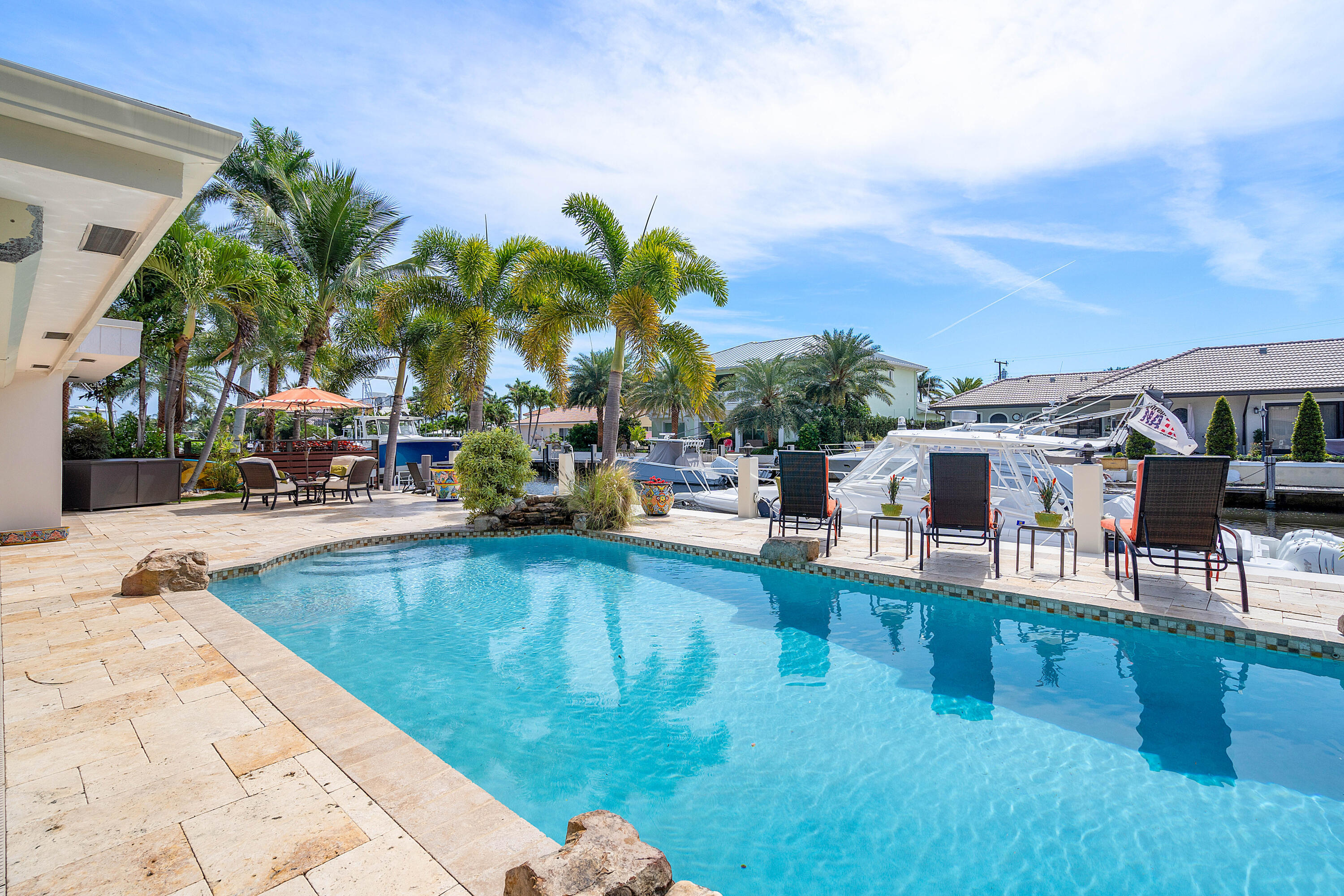 2330 NE 48TH, Lighthouse Point FL 33064
