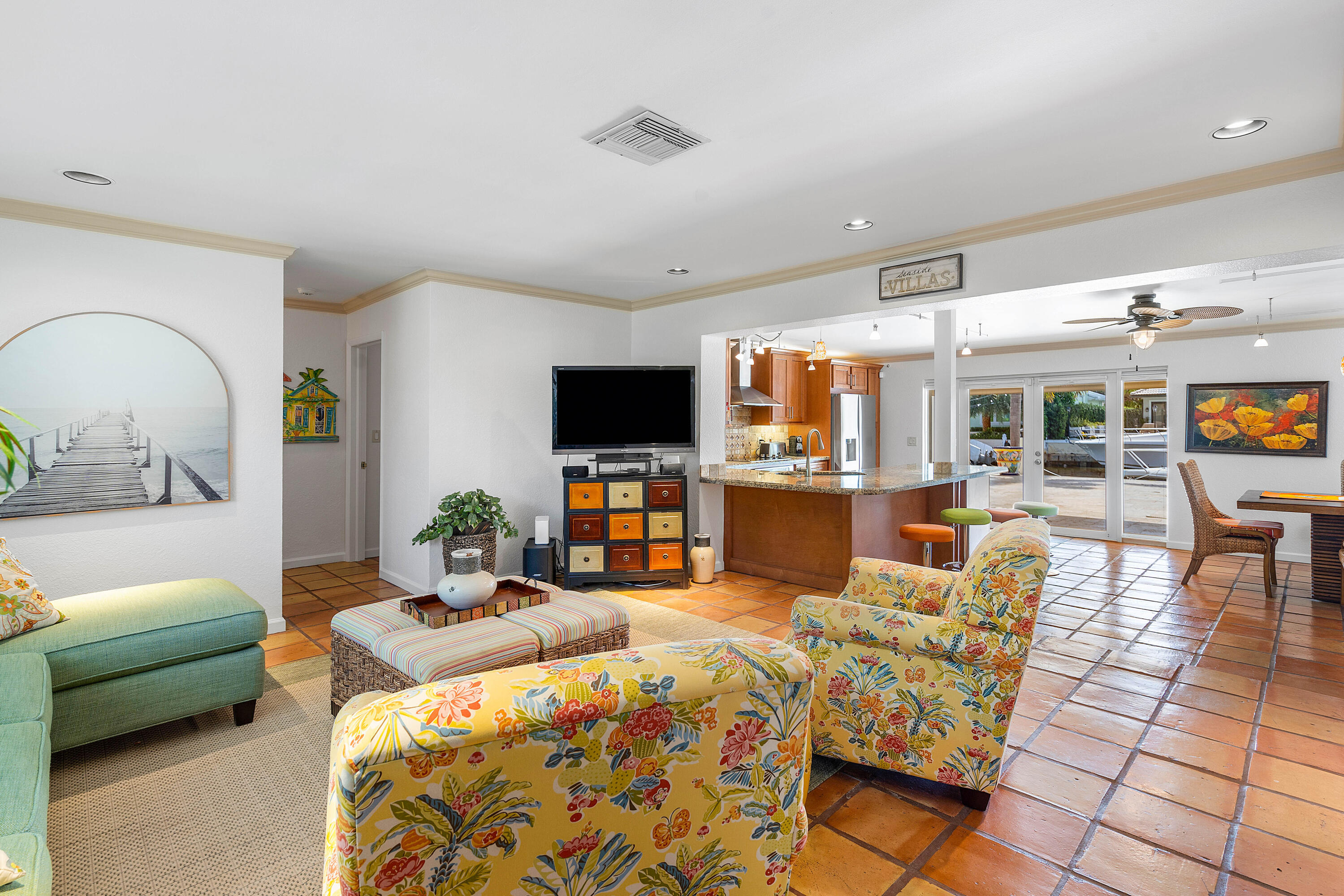 2330 NE 48TH, Lighthouse Point FL 33064