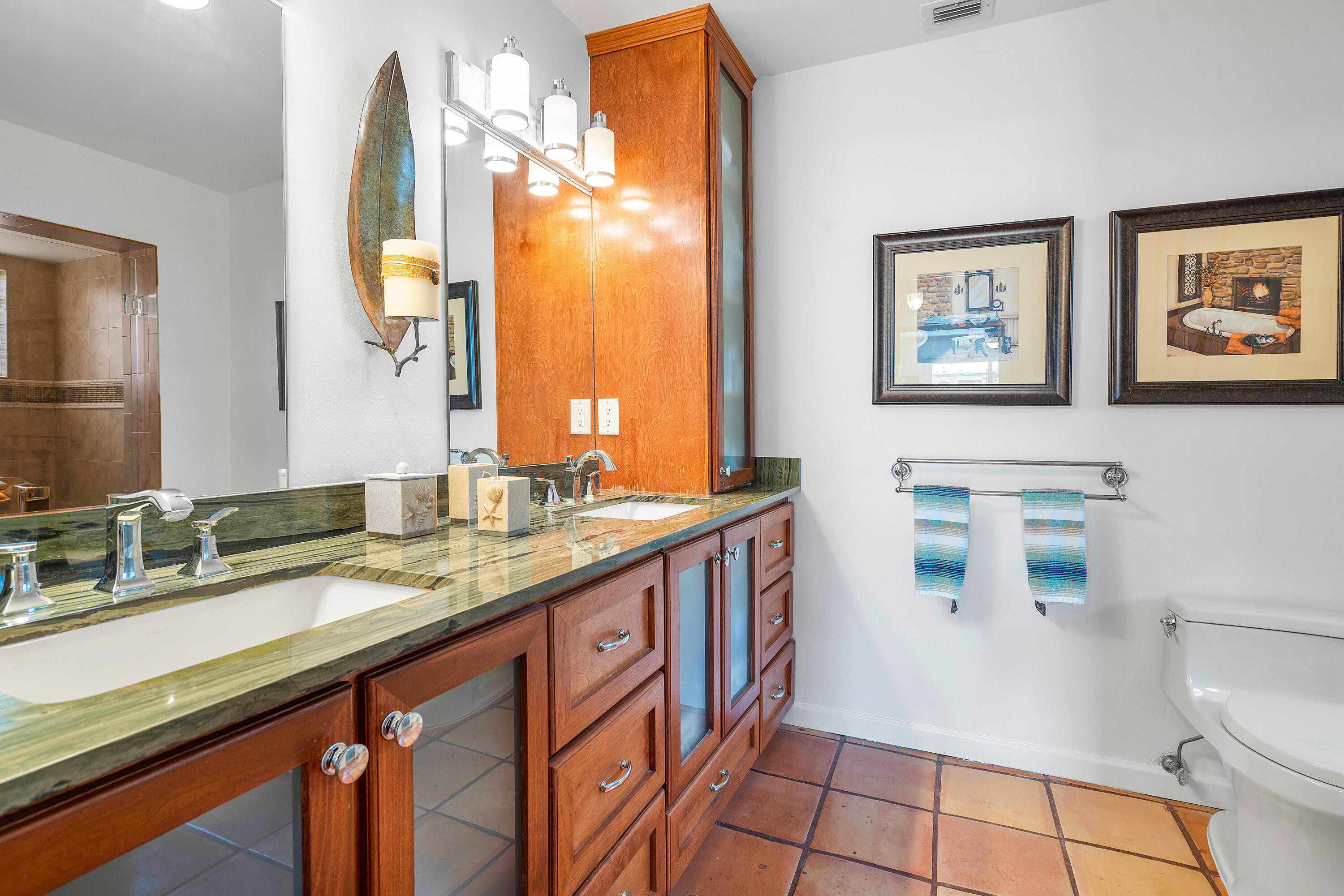 2330 NE 48TH, Lighthouse Point FL 33064