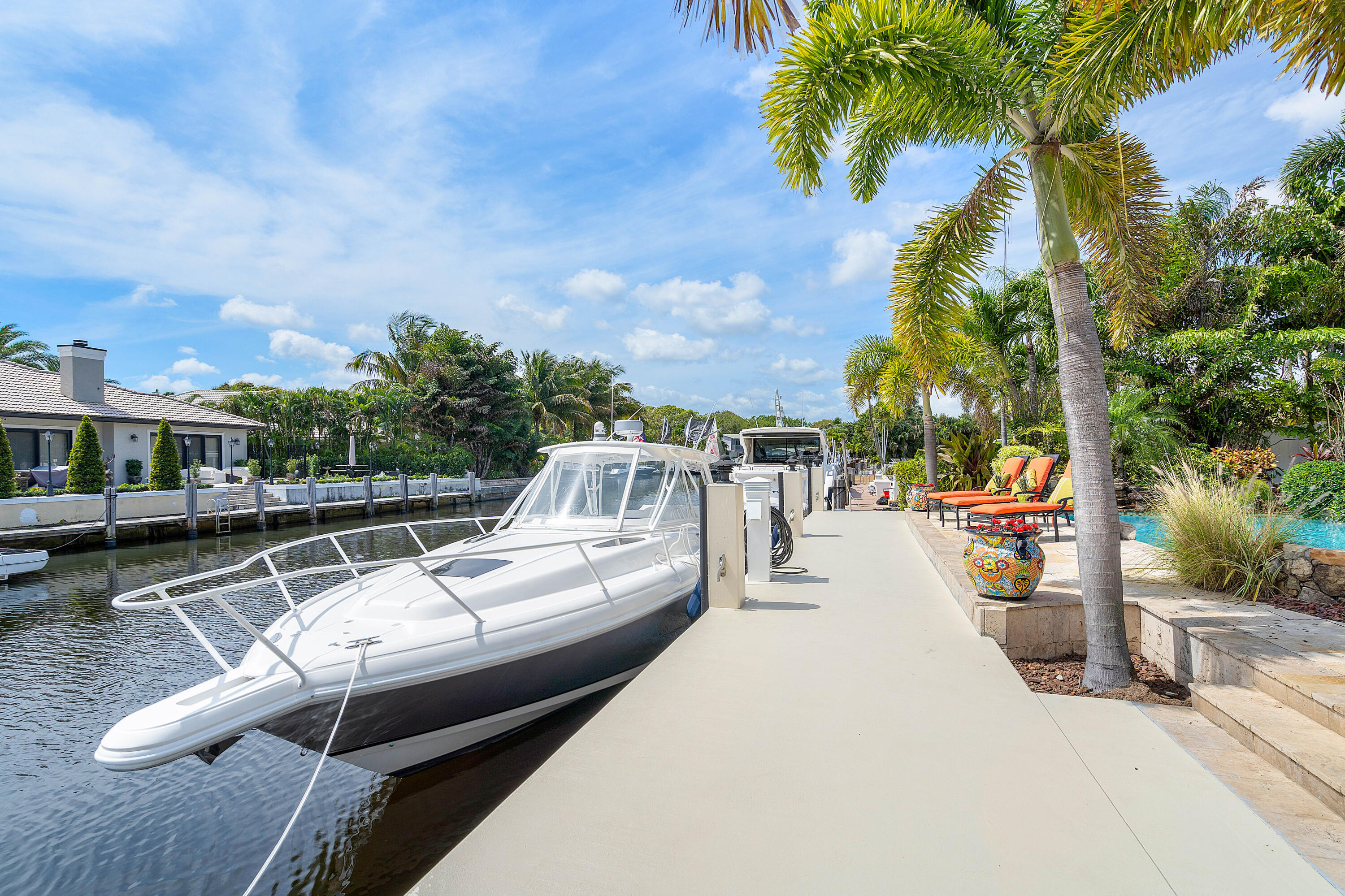 2330 NE 48TH, Lighthouse Point FL 33064