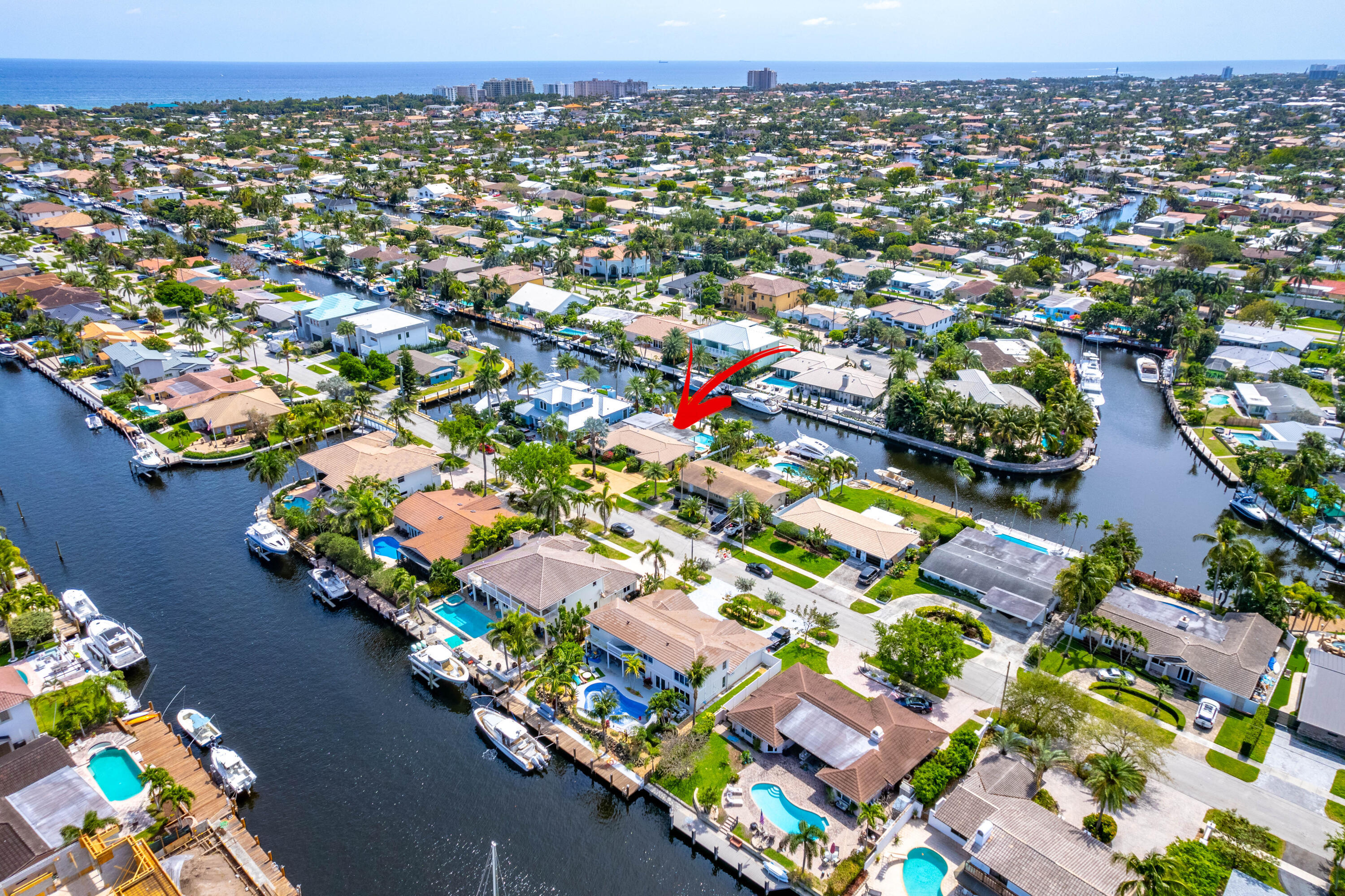 2330 NE 48TH, Lighthouse Point FL 33064
