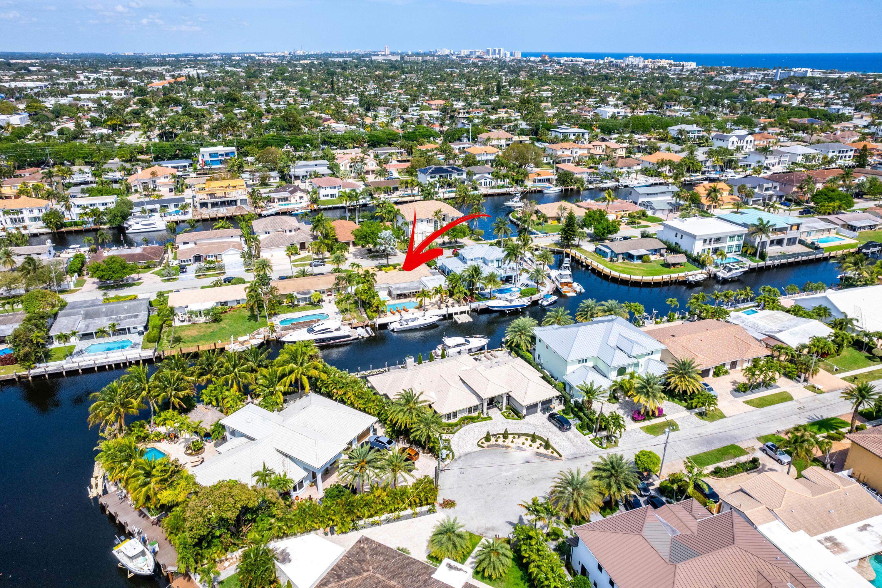 2330 NE 48TH, Lighthouse Point FL 33064