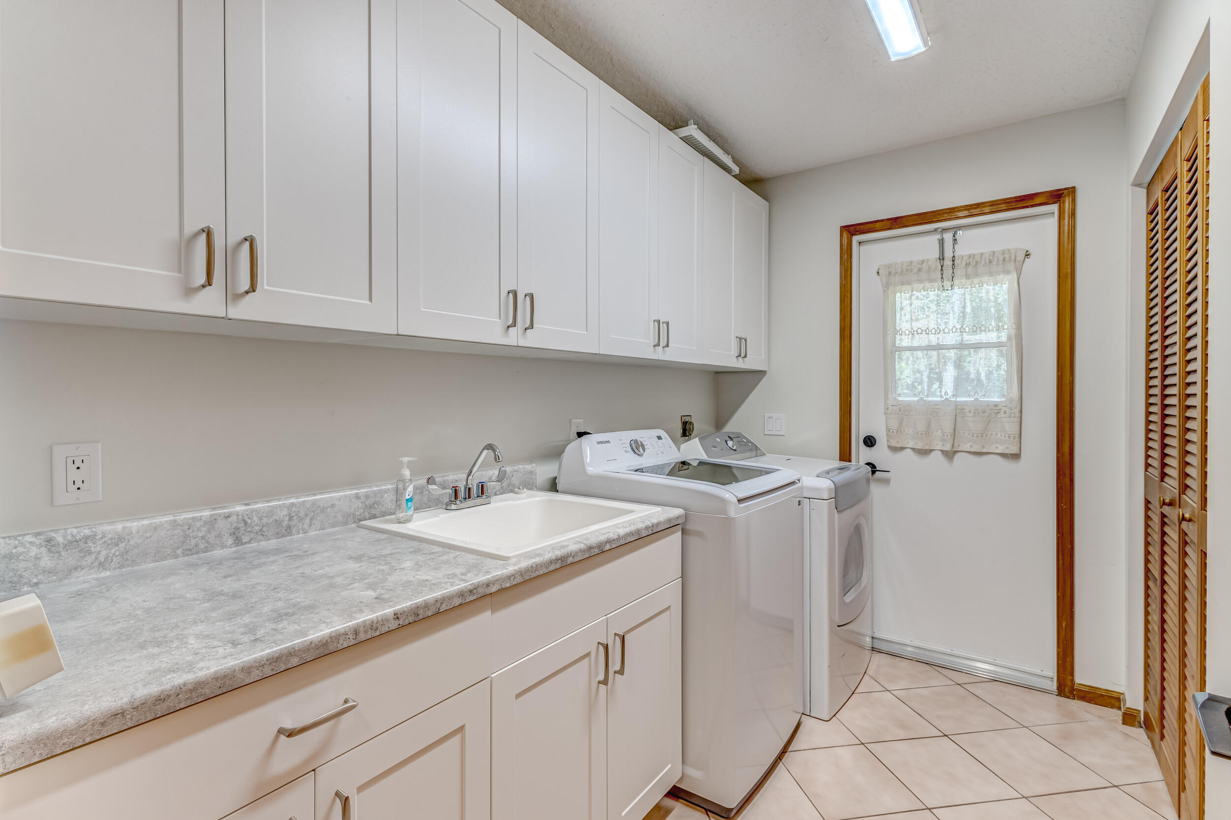 8300 159th, Palm Beach Gardens FL 33418