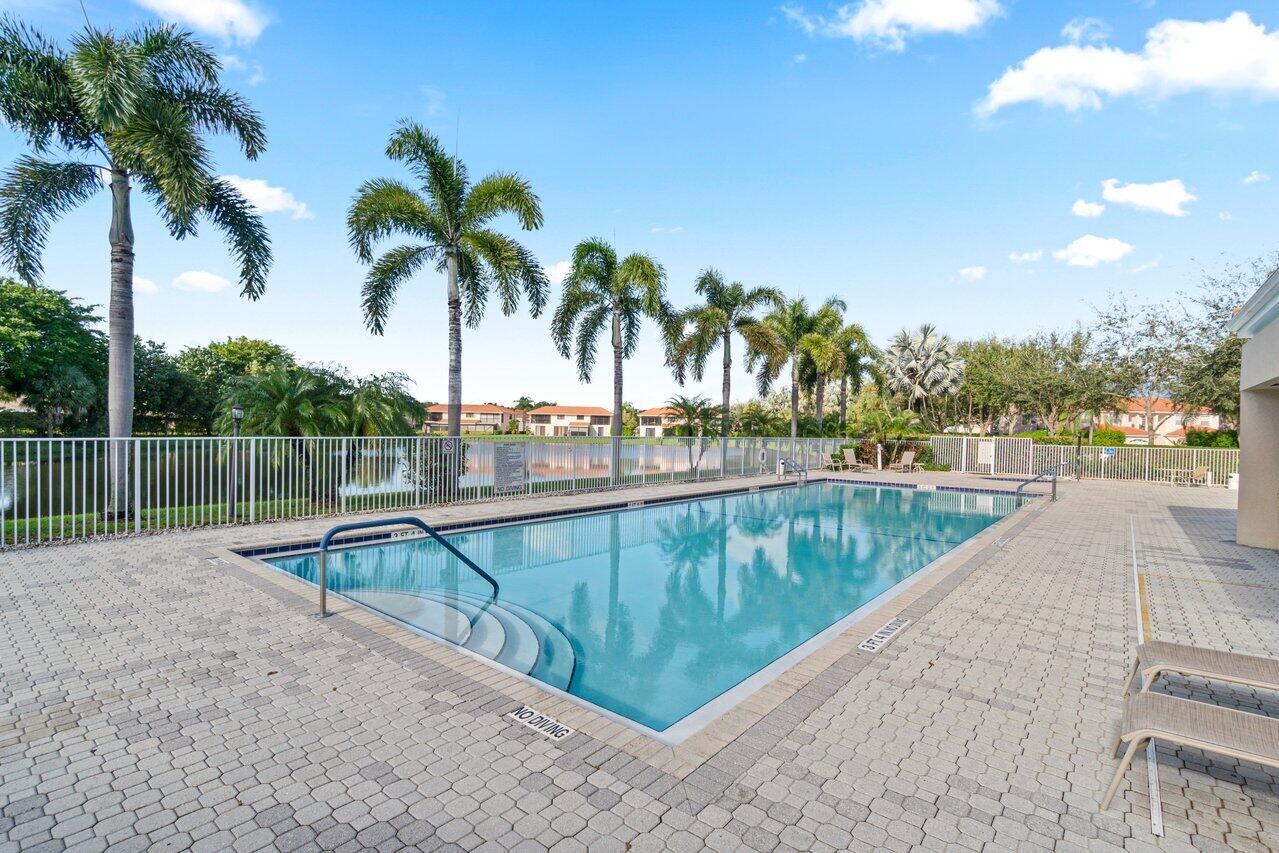 8682 Vía Reale, Boca Raton FL 33496