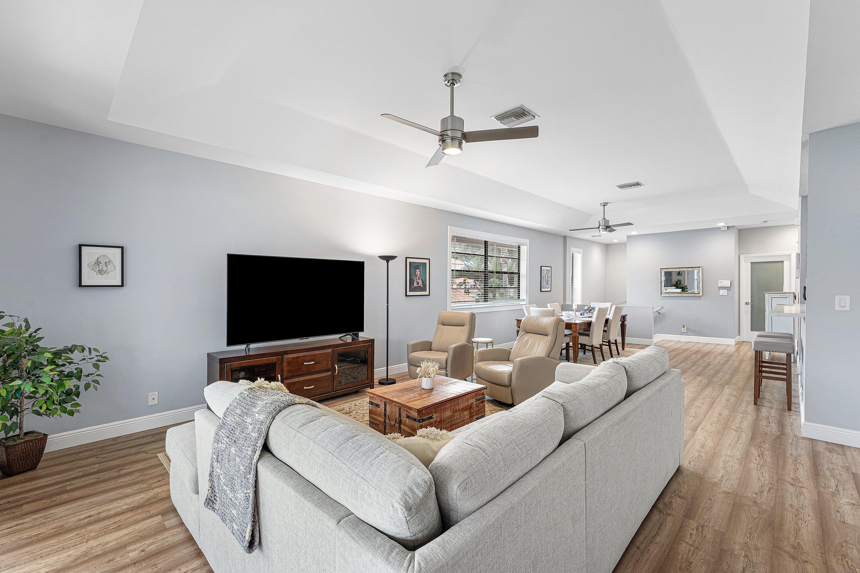 8682 Vía Reale, Boca Raton FL 33496