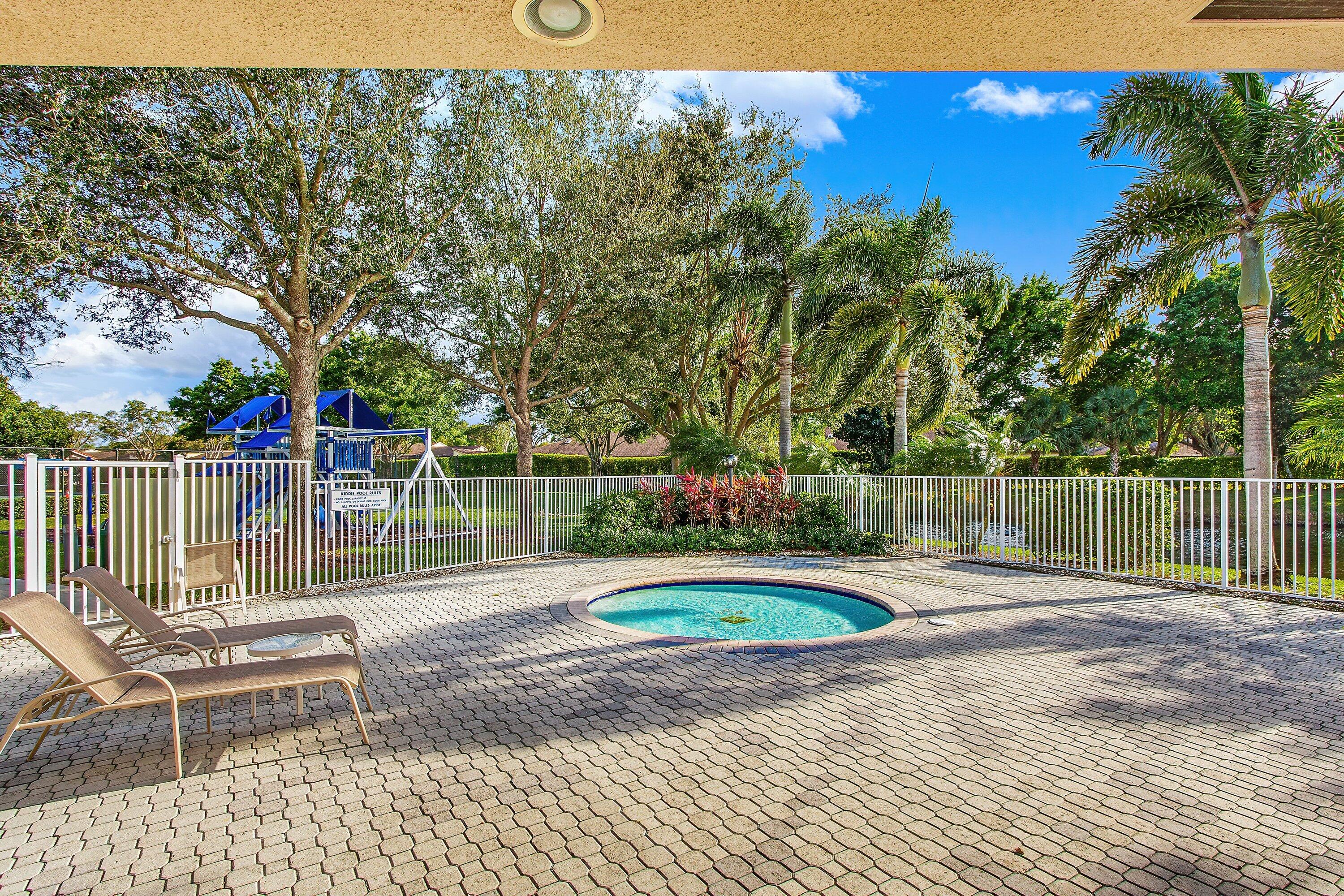 8682 Vía Reale, Boca Raton FL 33496