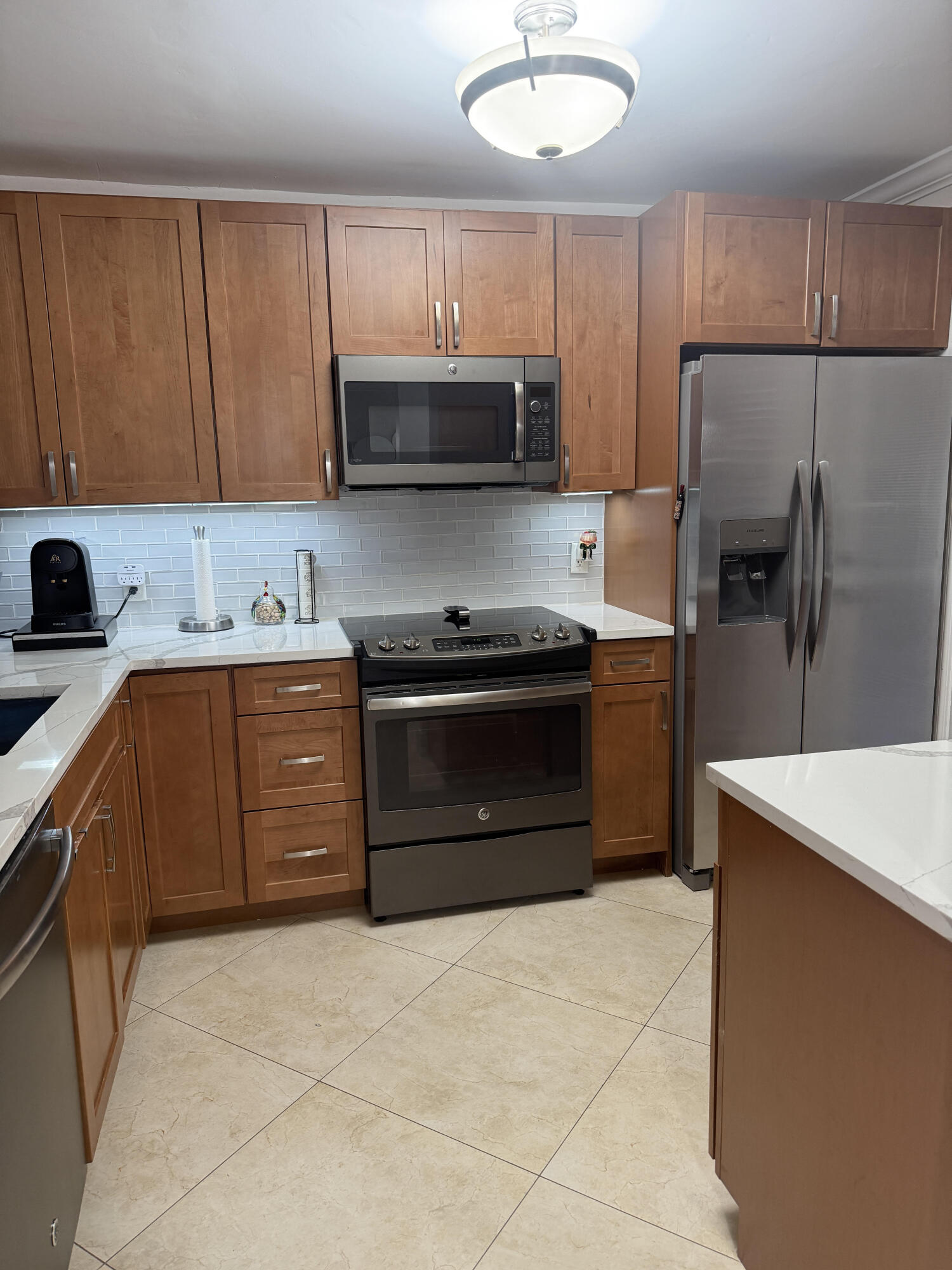 3180 NE 48TH #406, Lighthouse Point FL 33064