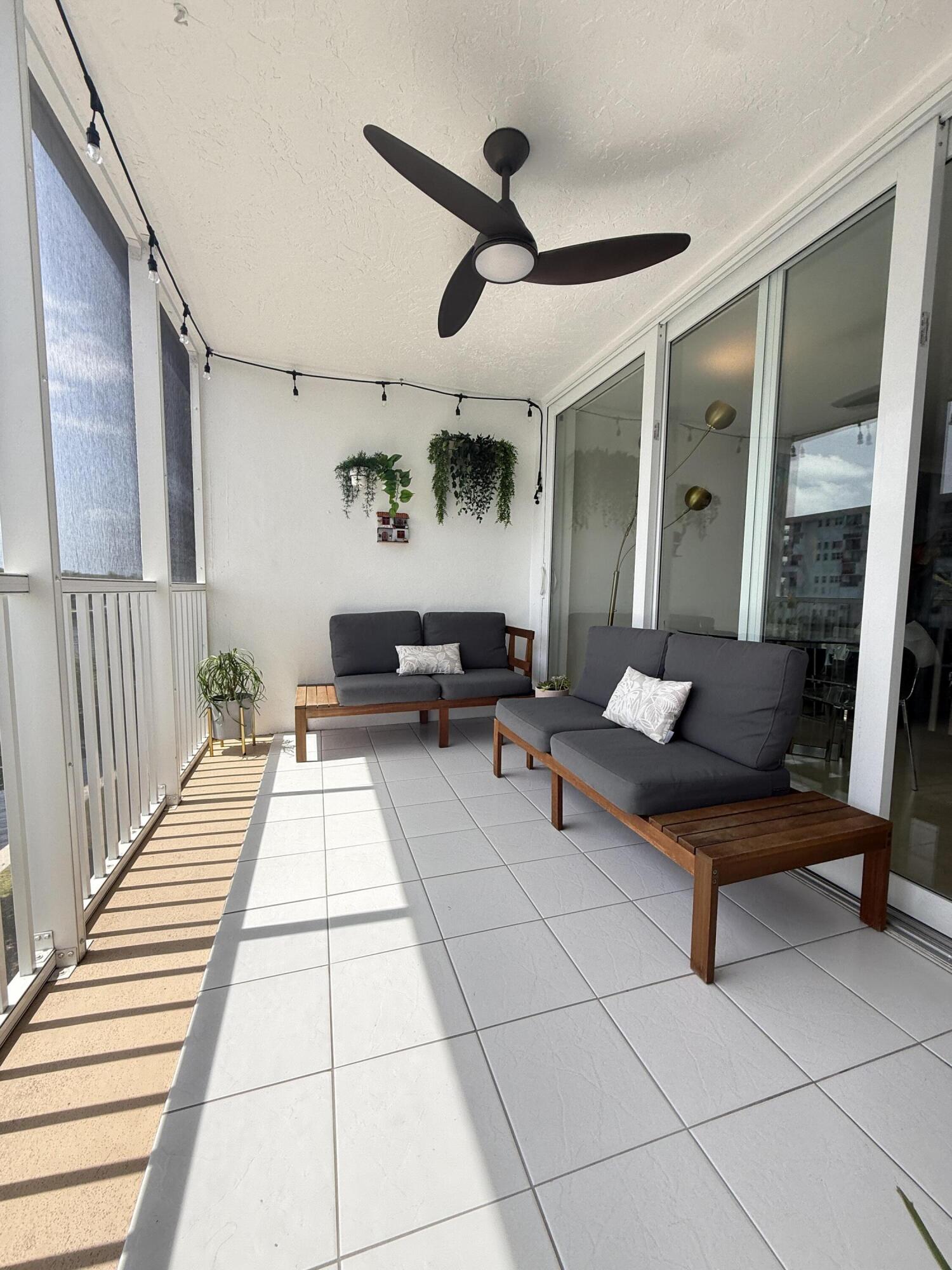 3180 NE 48TH #406, Lighthouse Point FL 33064