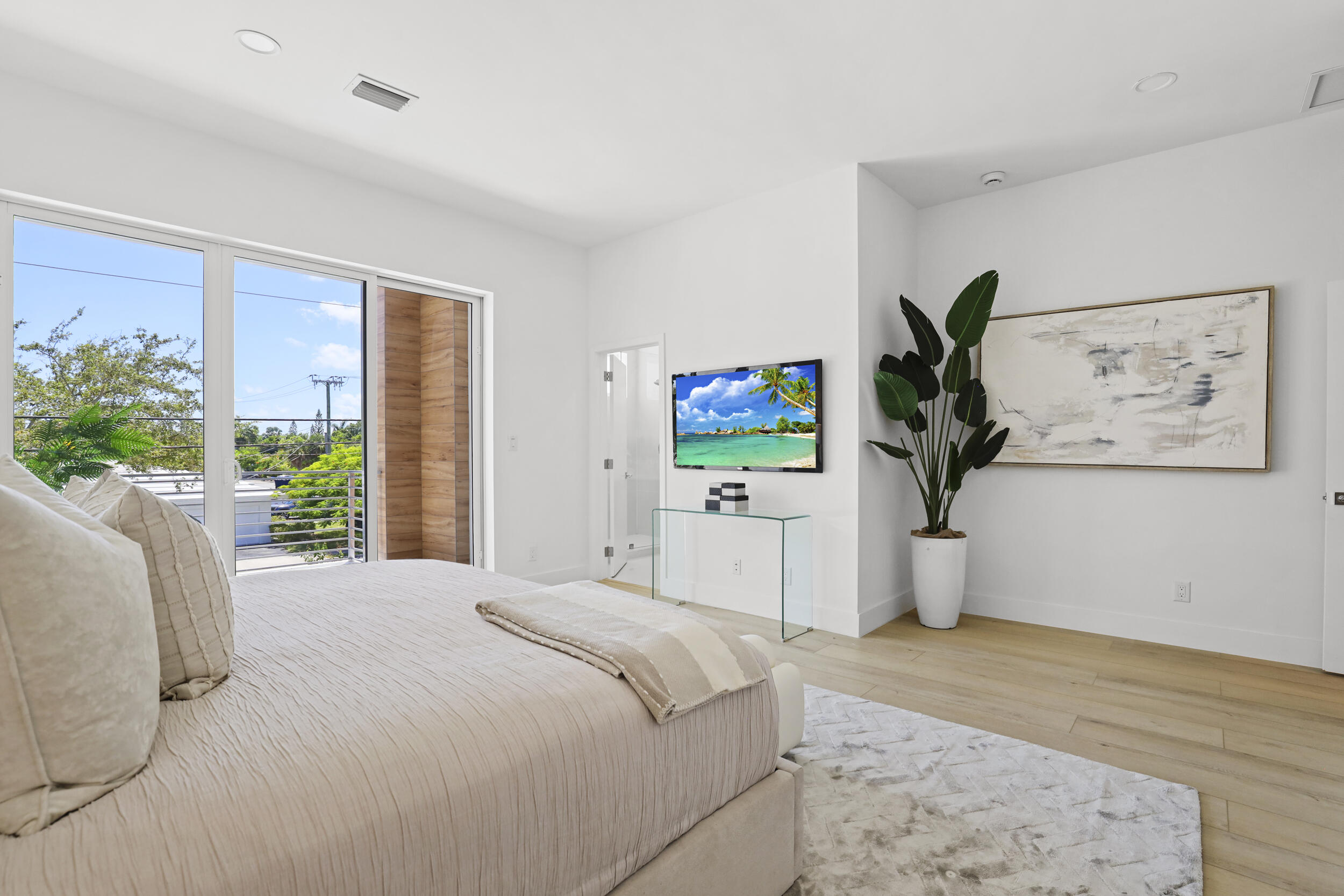 1807 NE 13 #1807, Fort Lauderdale FL 33304