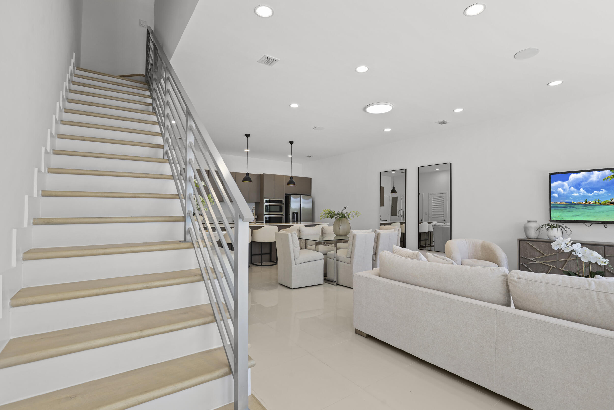 1807 NE 13 #1807, Fort Lauderdale FL 33304