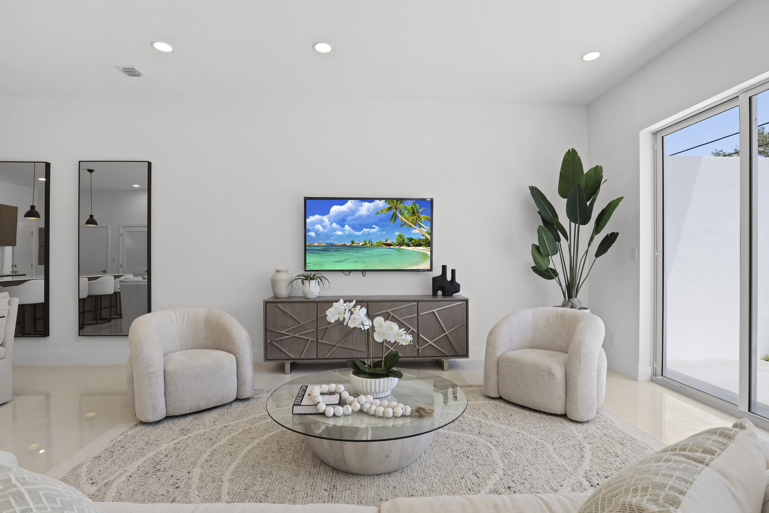 1807 NE 13 #1807, Fort Lauderdale FL 33304