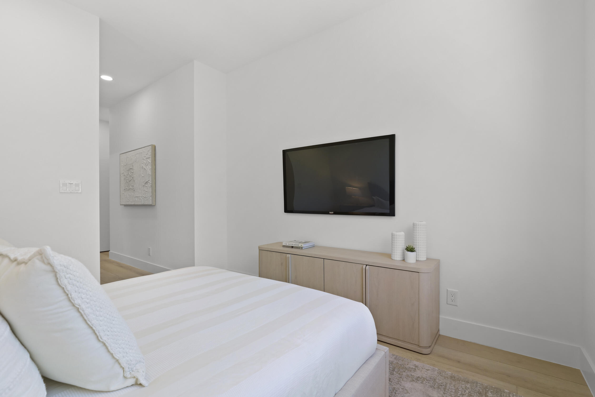 1807 NE 13 #1807, Fort Lauderdale FL 33304