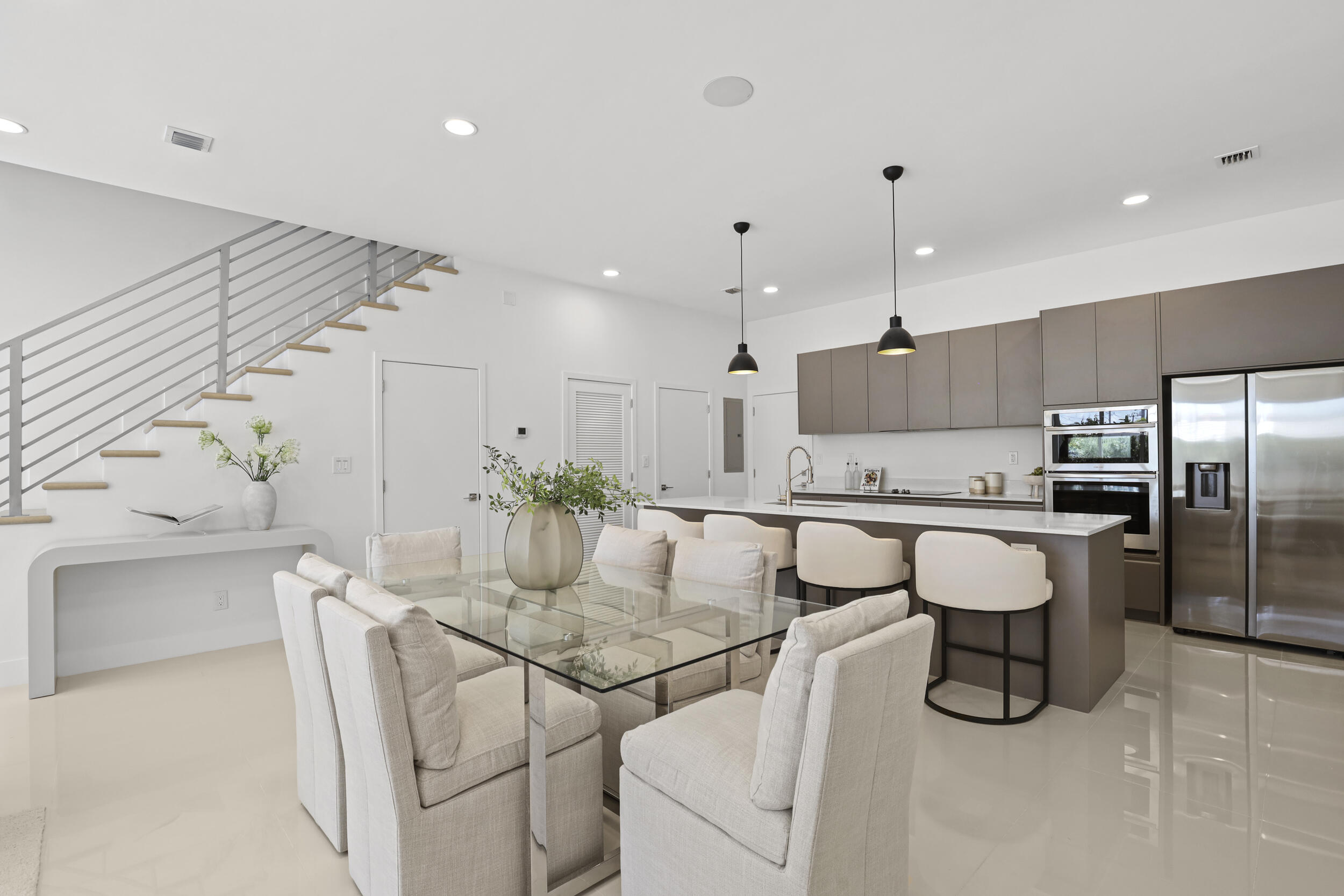 1807 NE 13 #1807, Fort Lauderdale FL 33304