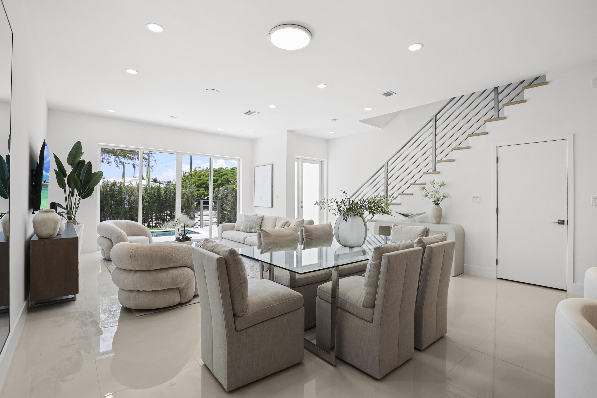 1807 NE 13 #1807, Fort Lauderdale FL 33304