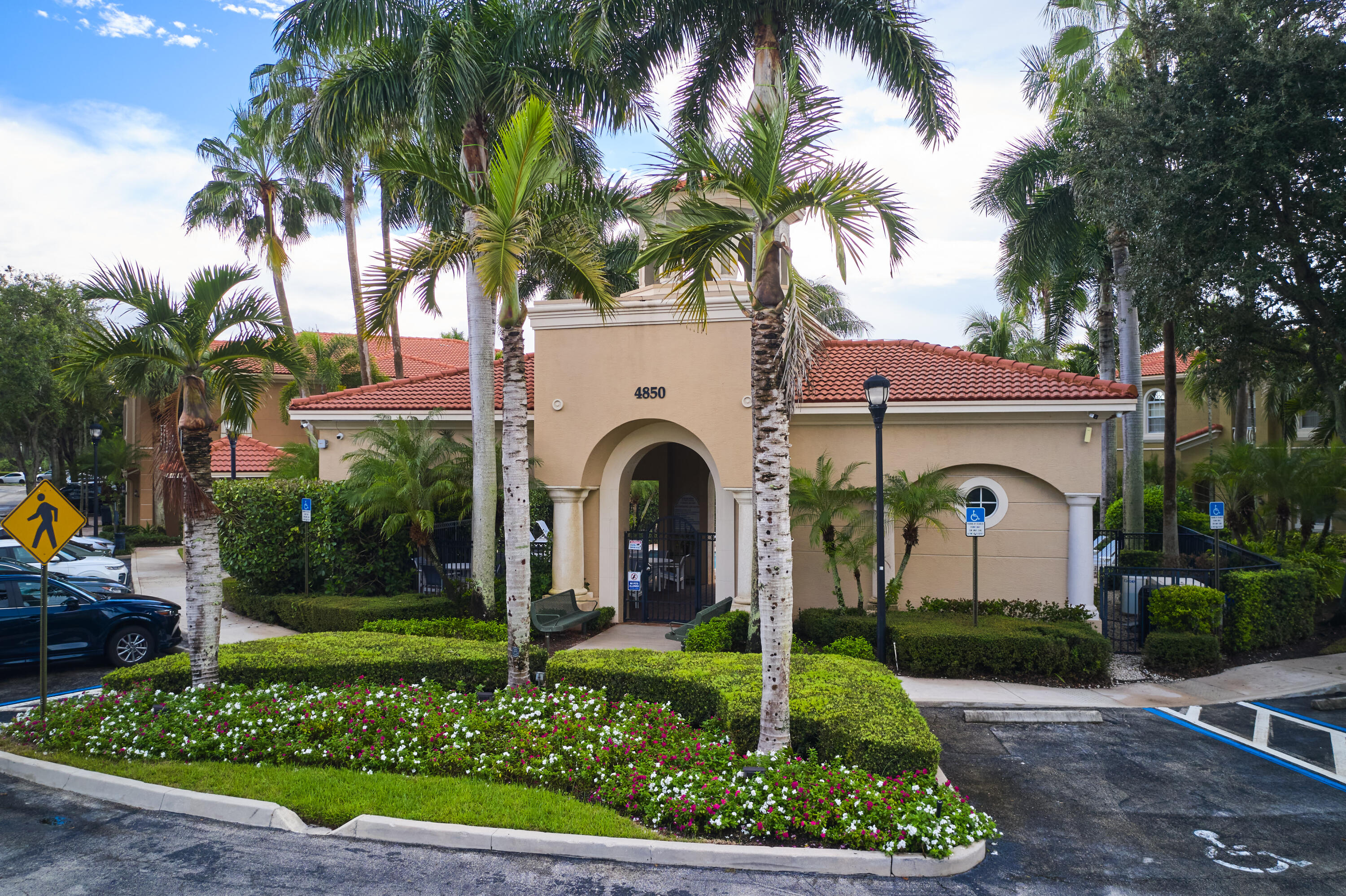 4930 Bonsai #106, Palm Beach Gardens FL 33418