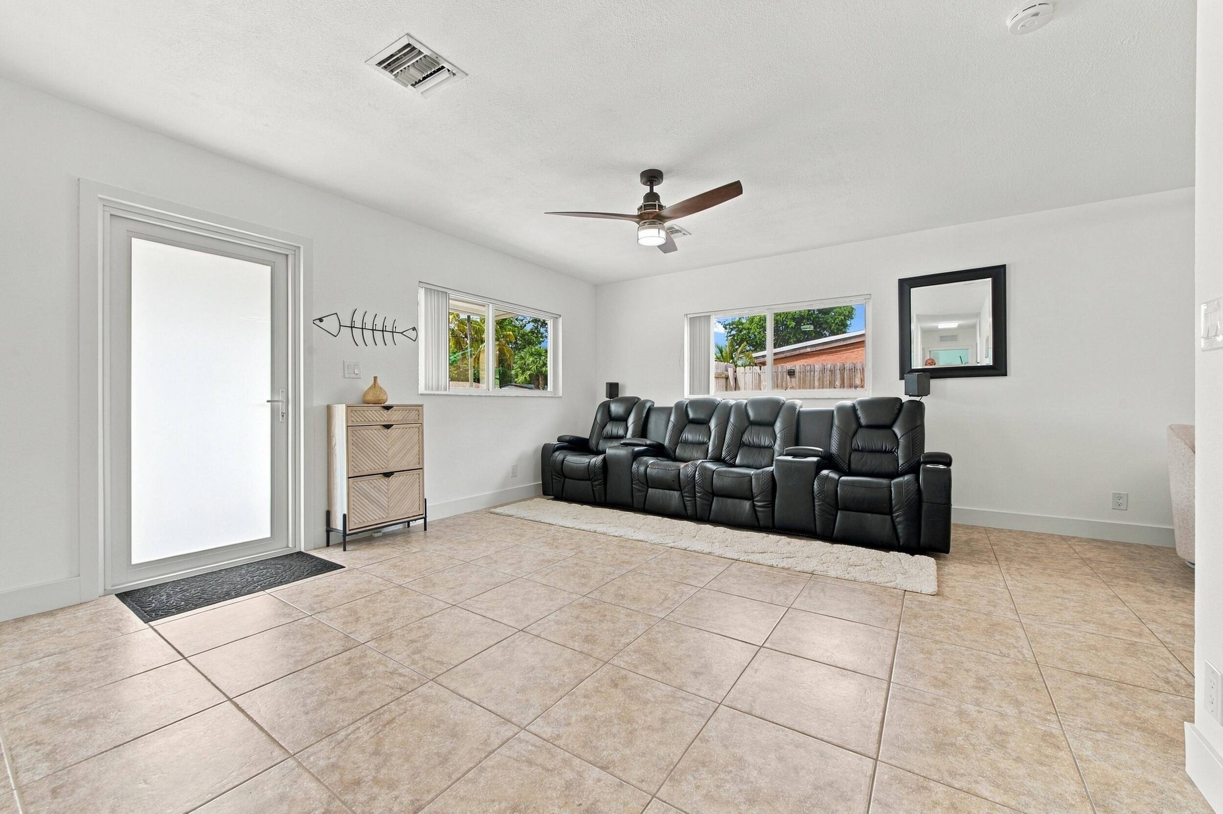 4999 SW 6TH, Margate FL 33068